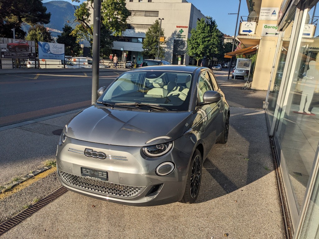 FIAT 500 e 87 kW La Prima by Bocelli Plus