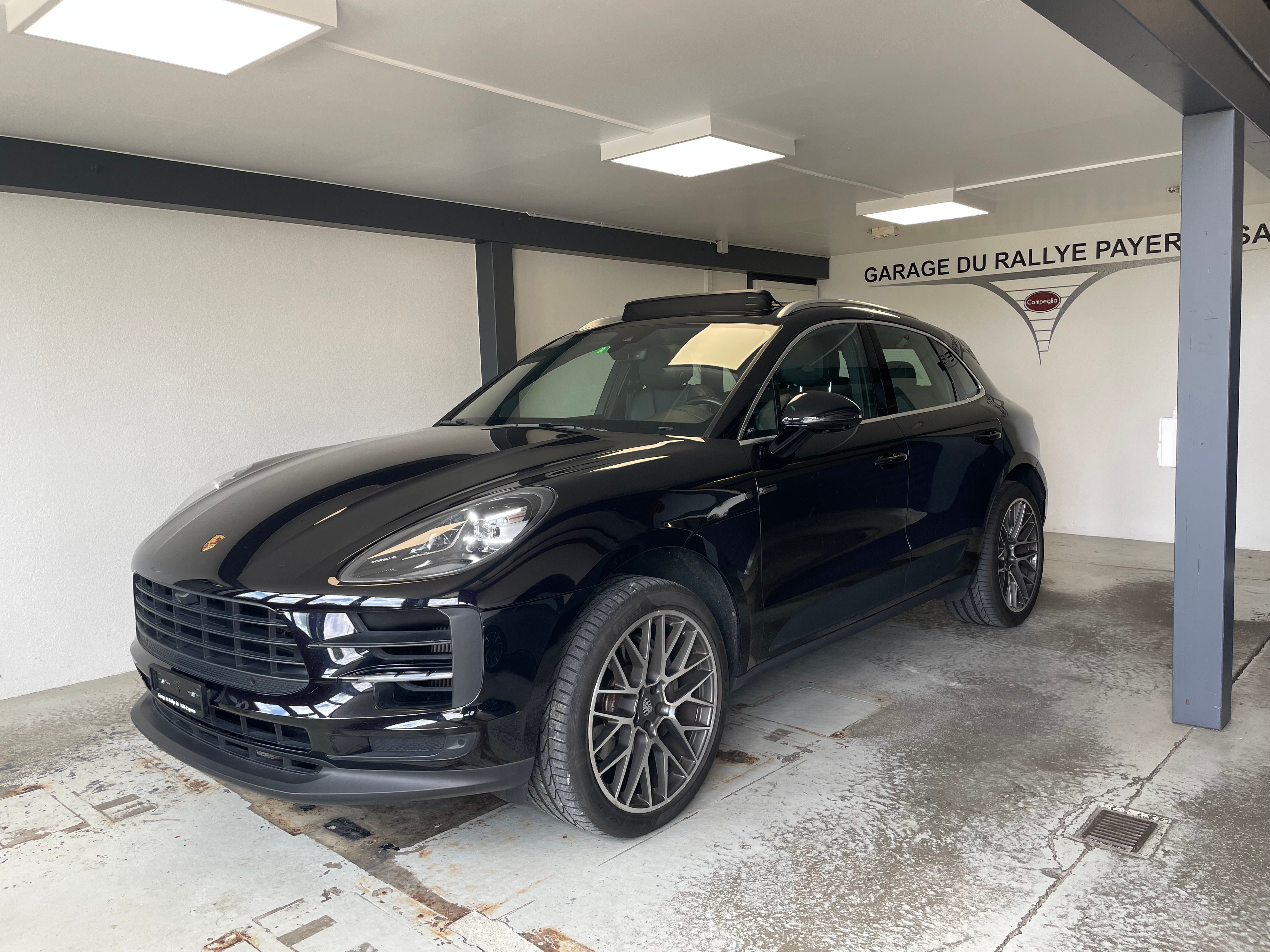 PORSCHE Macan S PDK