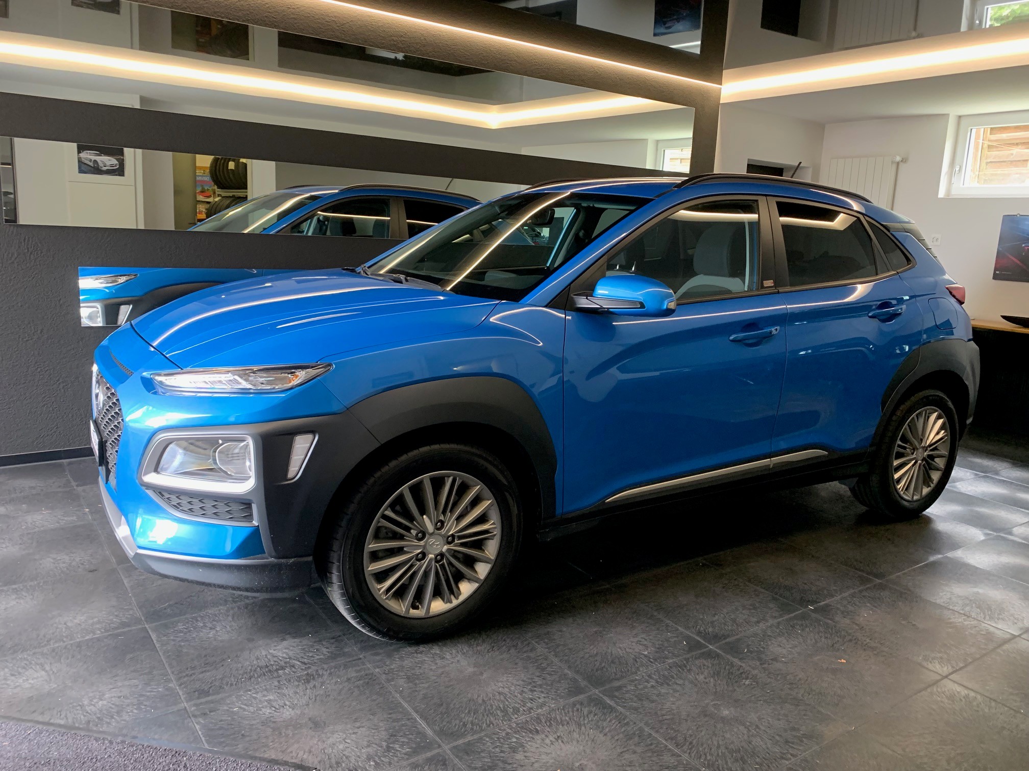 HYUNDAI Kona 1.6 T-GDi Amplia 4WD DCT