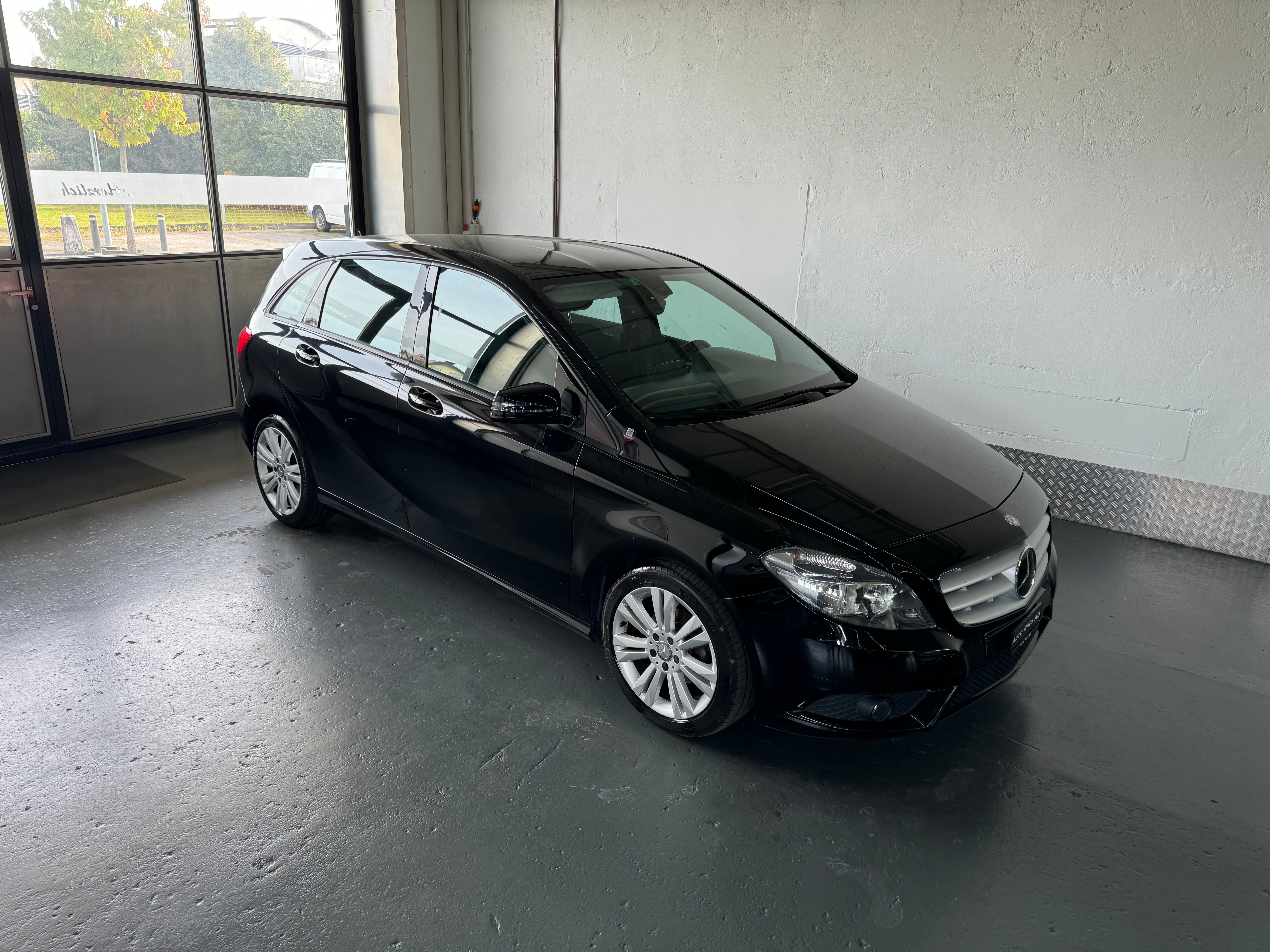 MERCEDES-BENZ B 180 CDI 7G-DCT