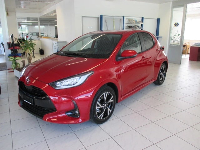 TOYOTA Yaris 1.5 Trend e-CVT