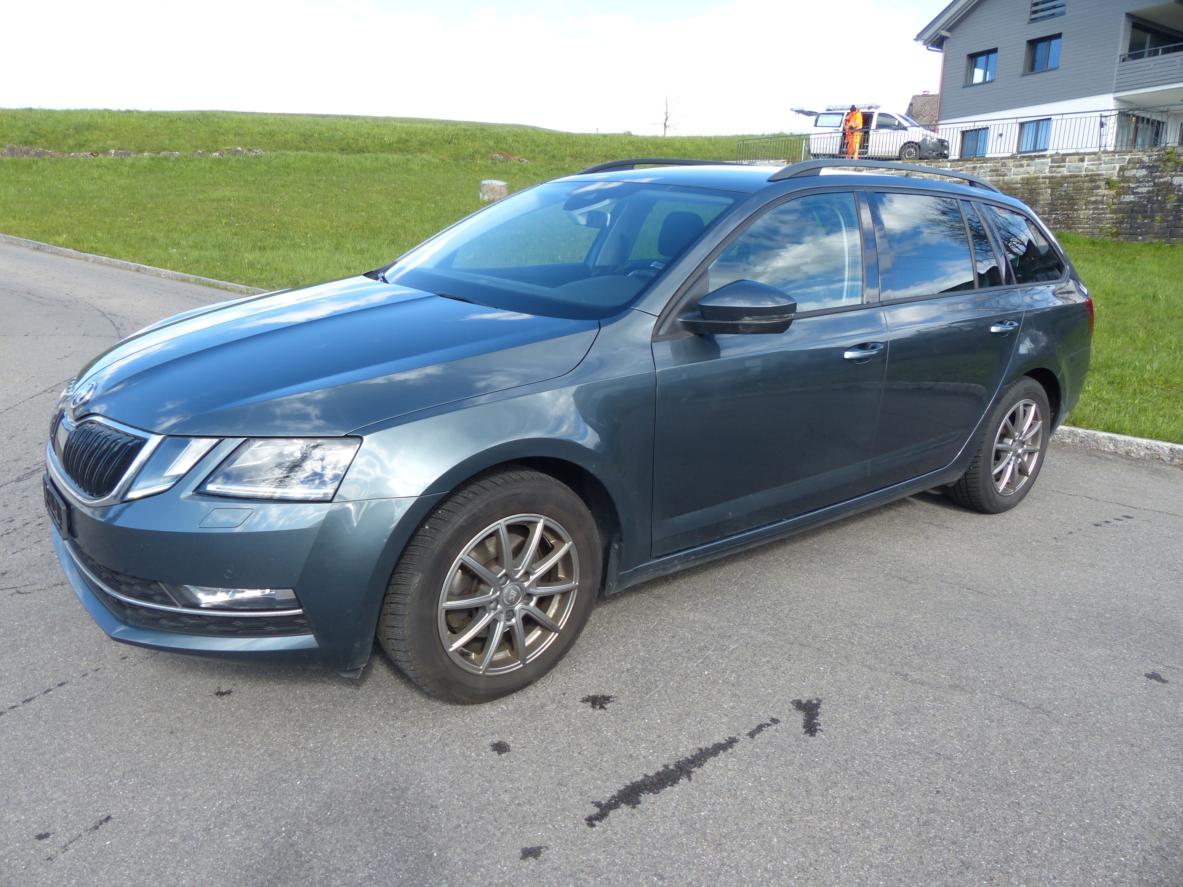 SKODA Octavia Combi 2.0 TDI Ambition DSG