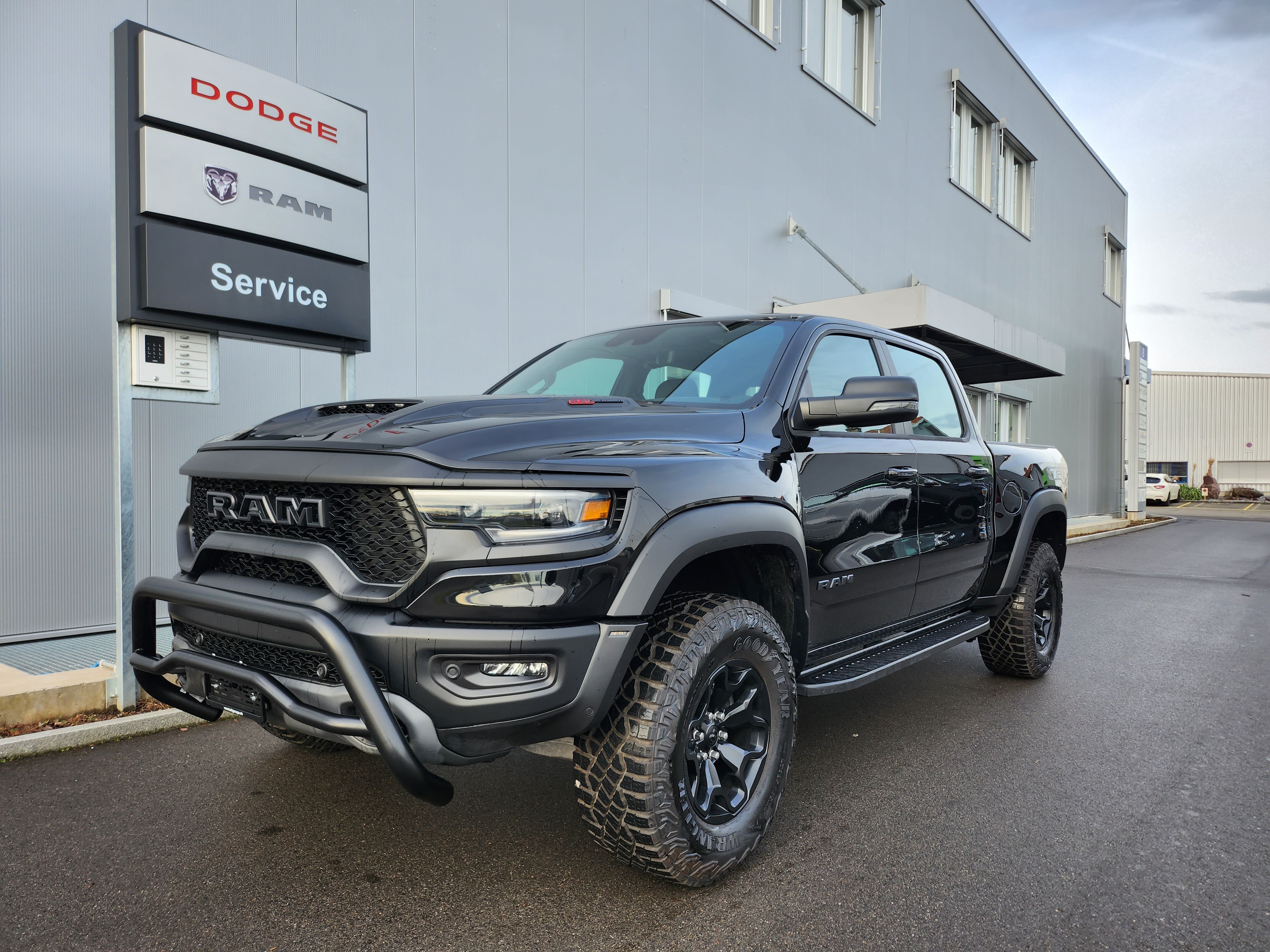 DODGE Ram 1500 6.2 4x4 TRX