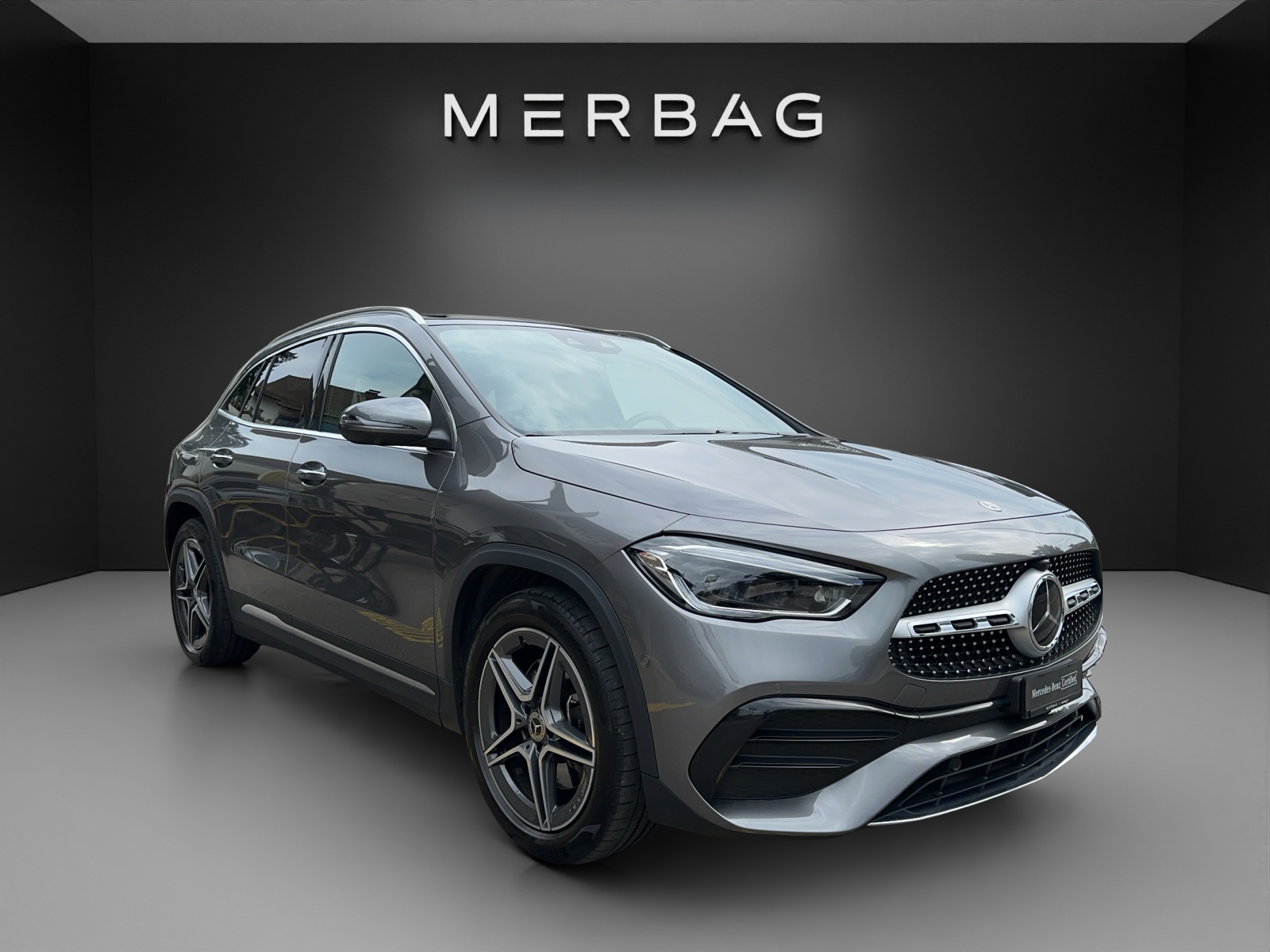 MERCEDES-BENZ GLA 250 4Matic AMG Line 8G-DCT