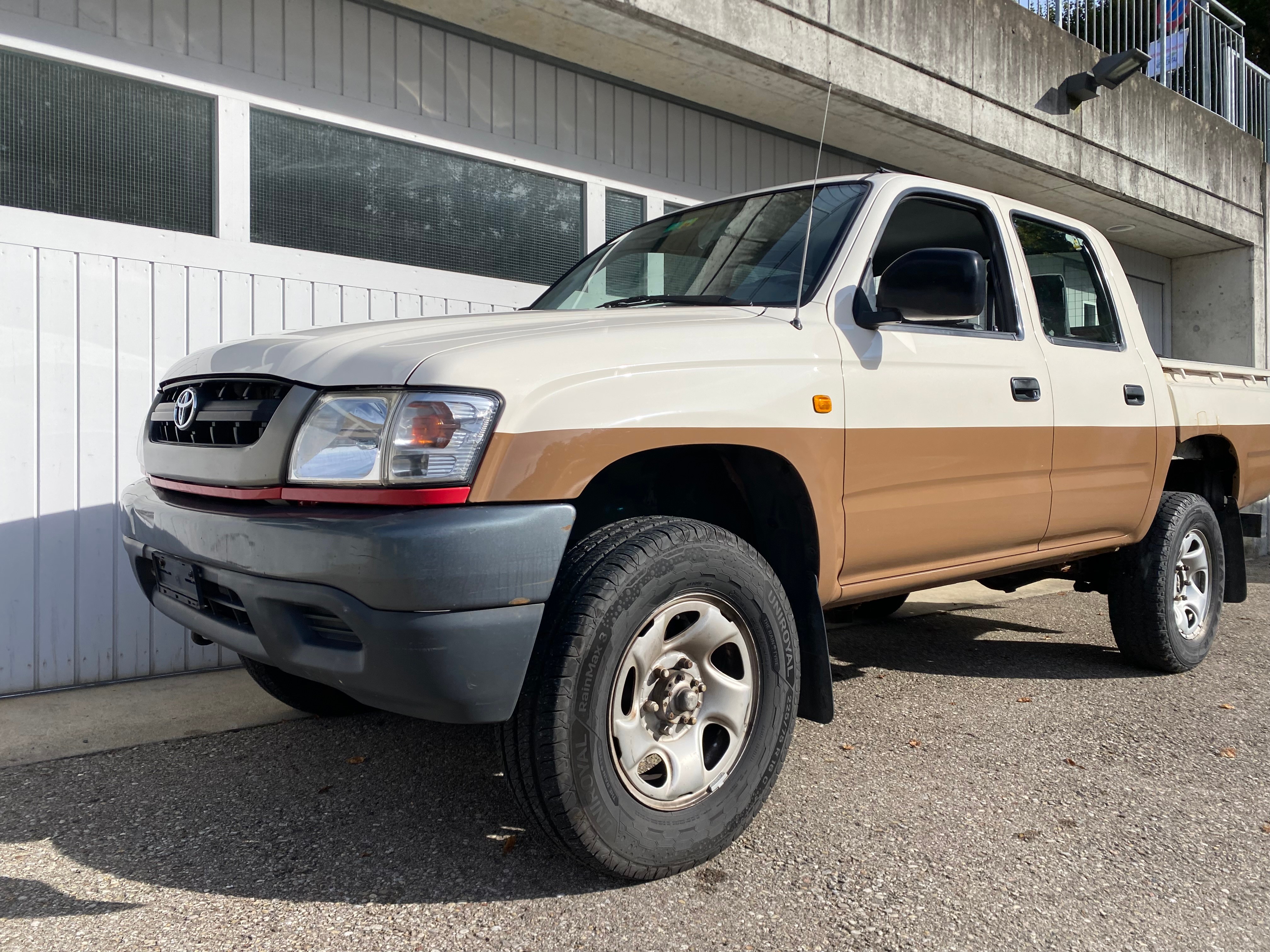 TOYOTA Hilux 4x4 2.5 D-4D