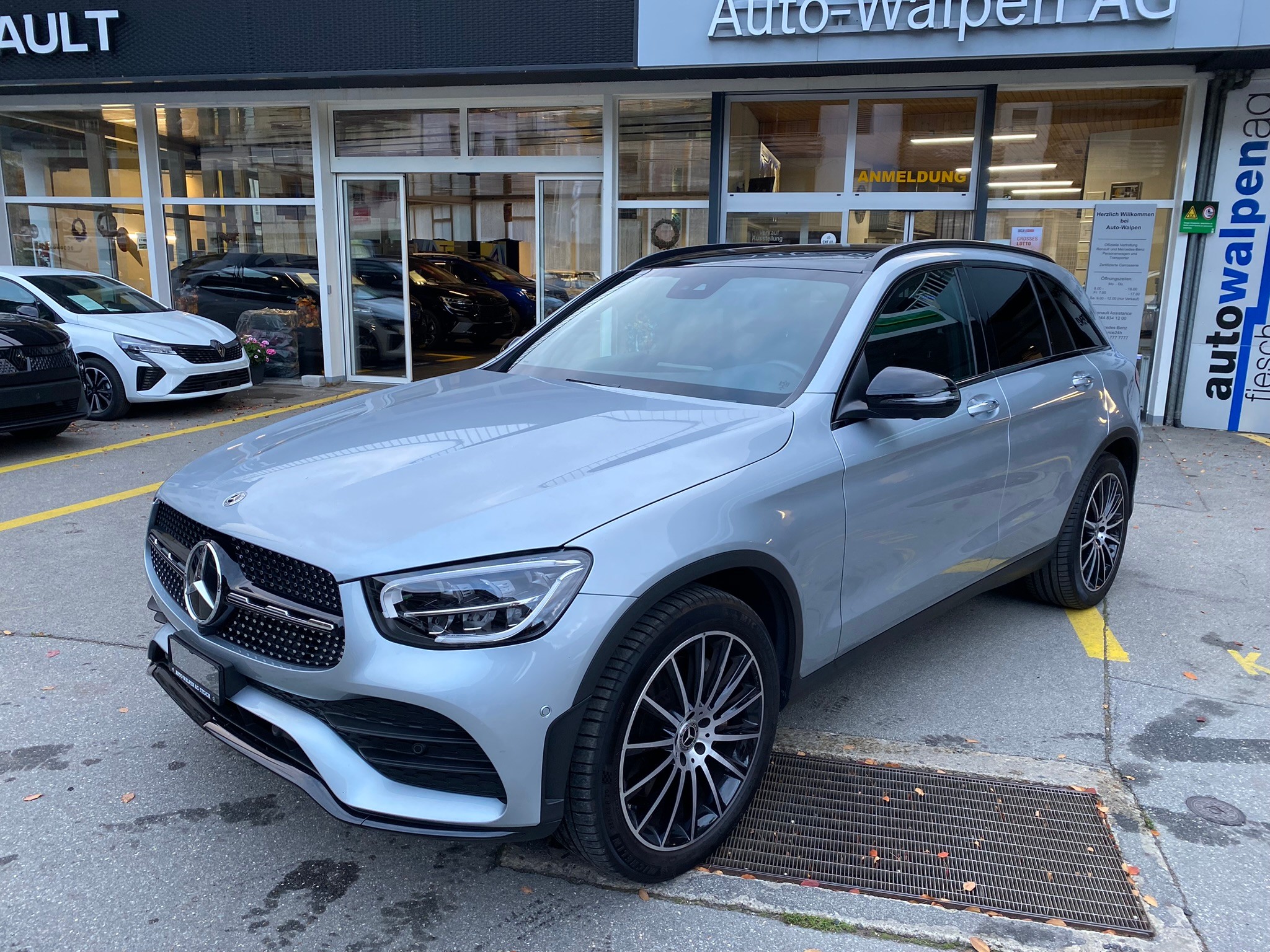 MERCEDES-BENZ GLC 220 d AMG Line 4Matic