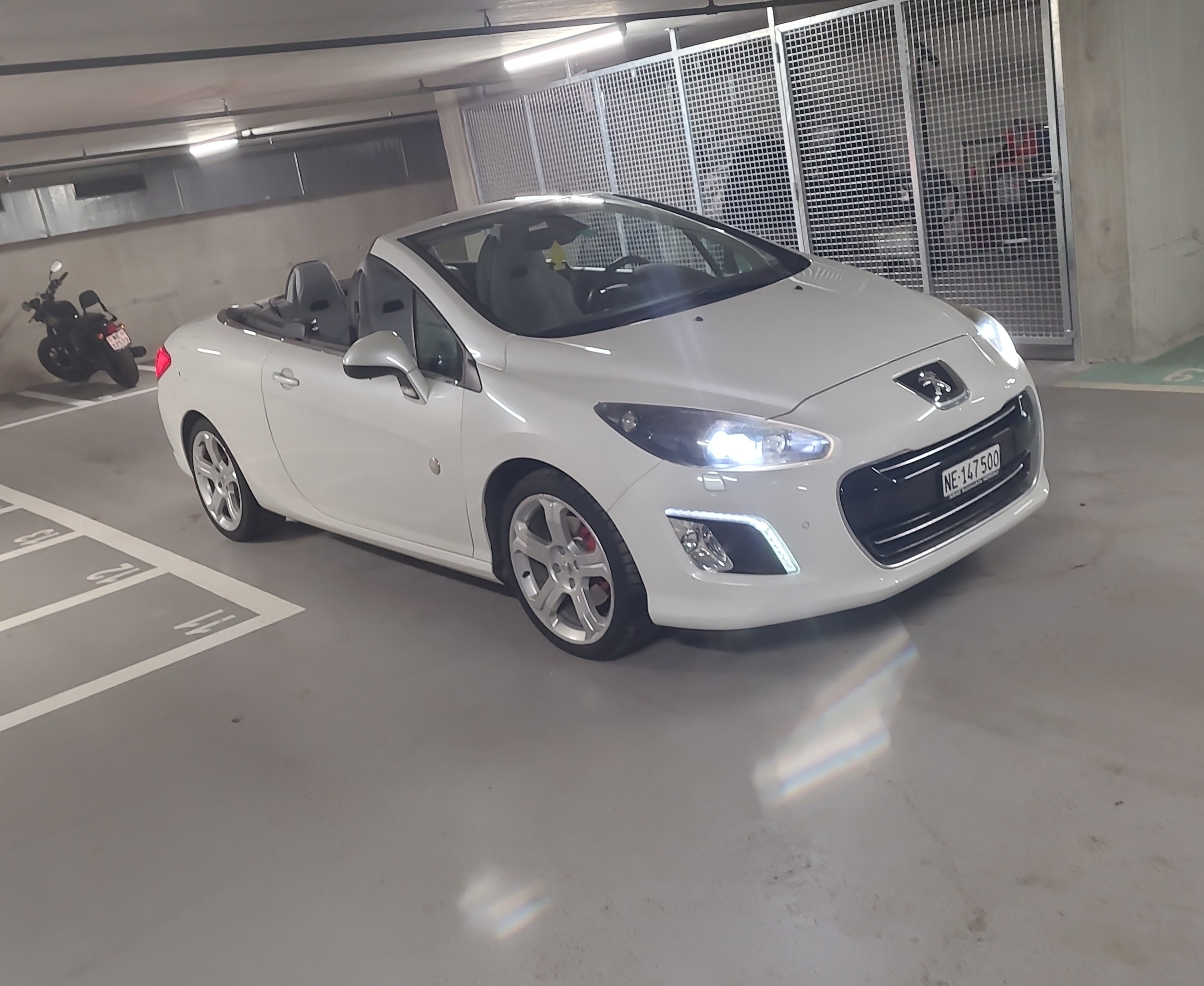 PEUGEOT 308 CC 1.6 16V Turbo R.Garros