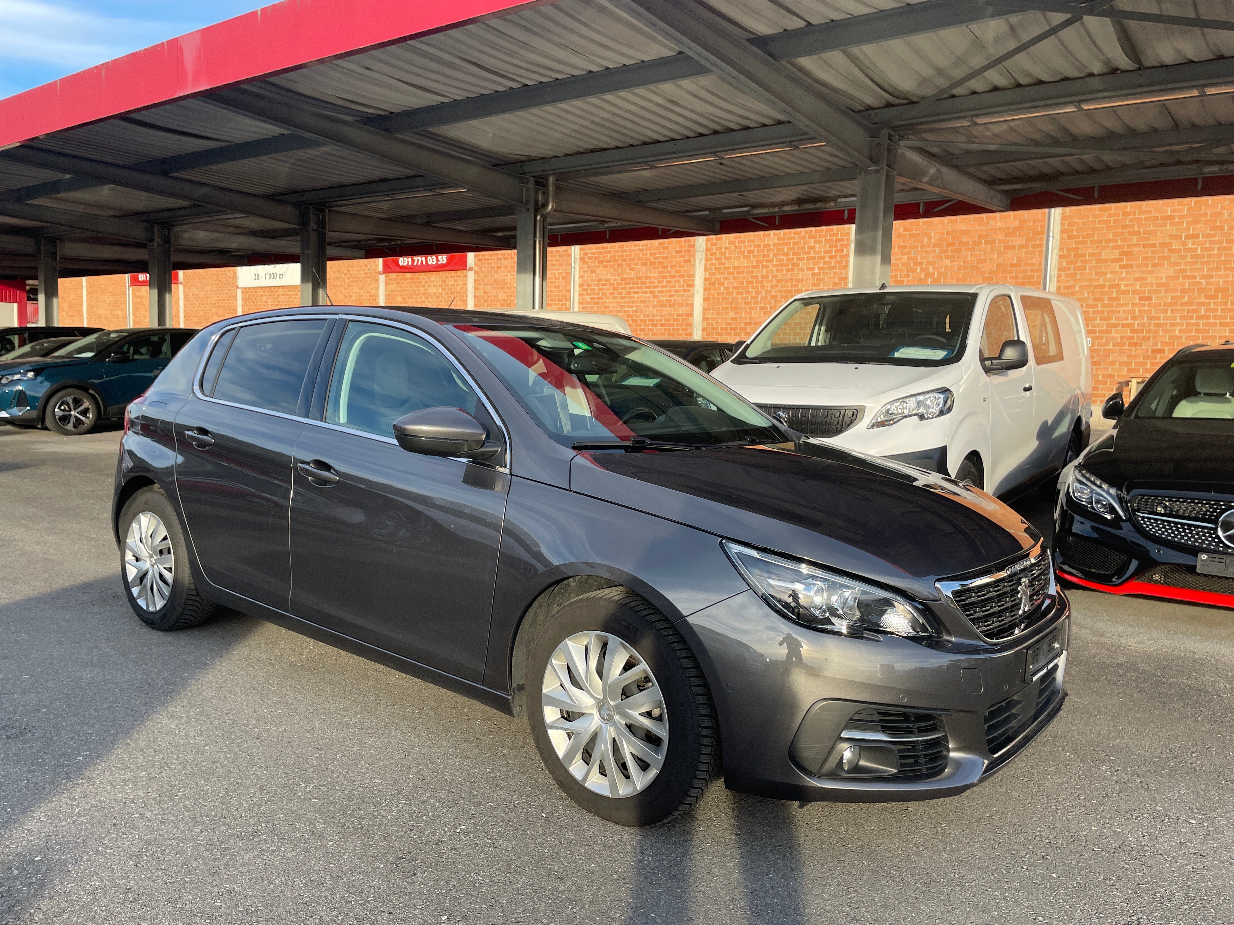 PEUGEOT 308 1.5 BlueHDI Allure EAT8