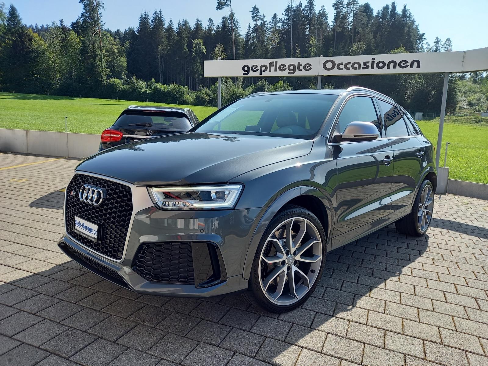 AUDI RS Q3 2.5 TFSI quattro S-tronic