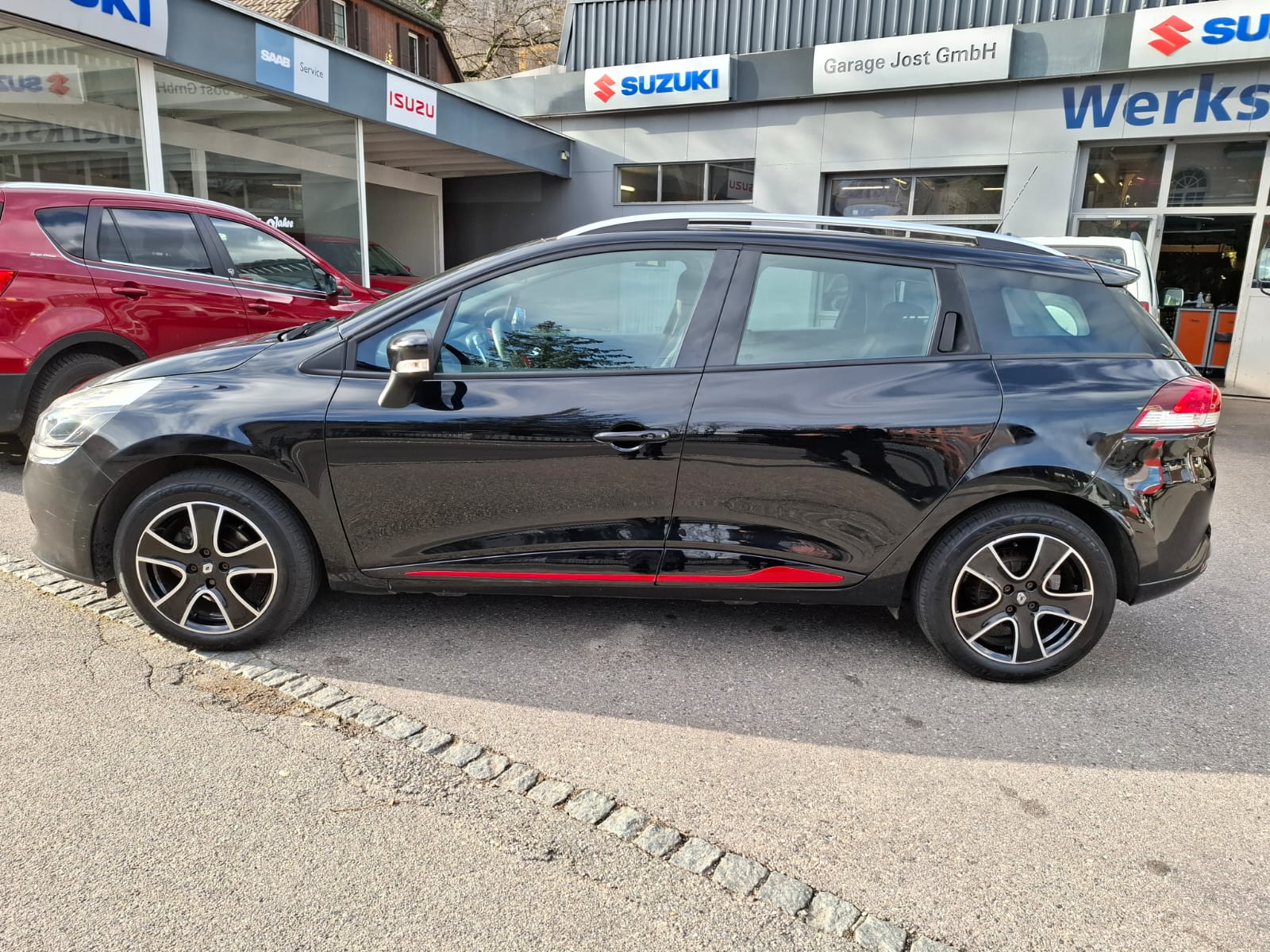 RENAULT Clio Grandtour 1.2 16V T Swiss Edition EDC