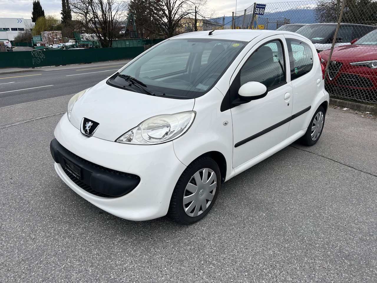 PEUGEOT 107 1.0 Trendy