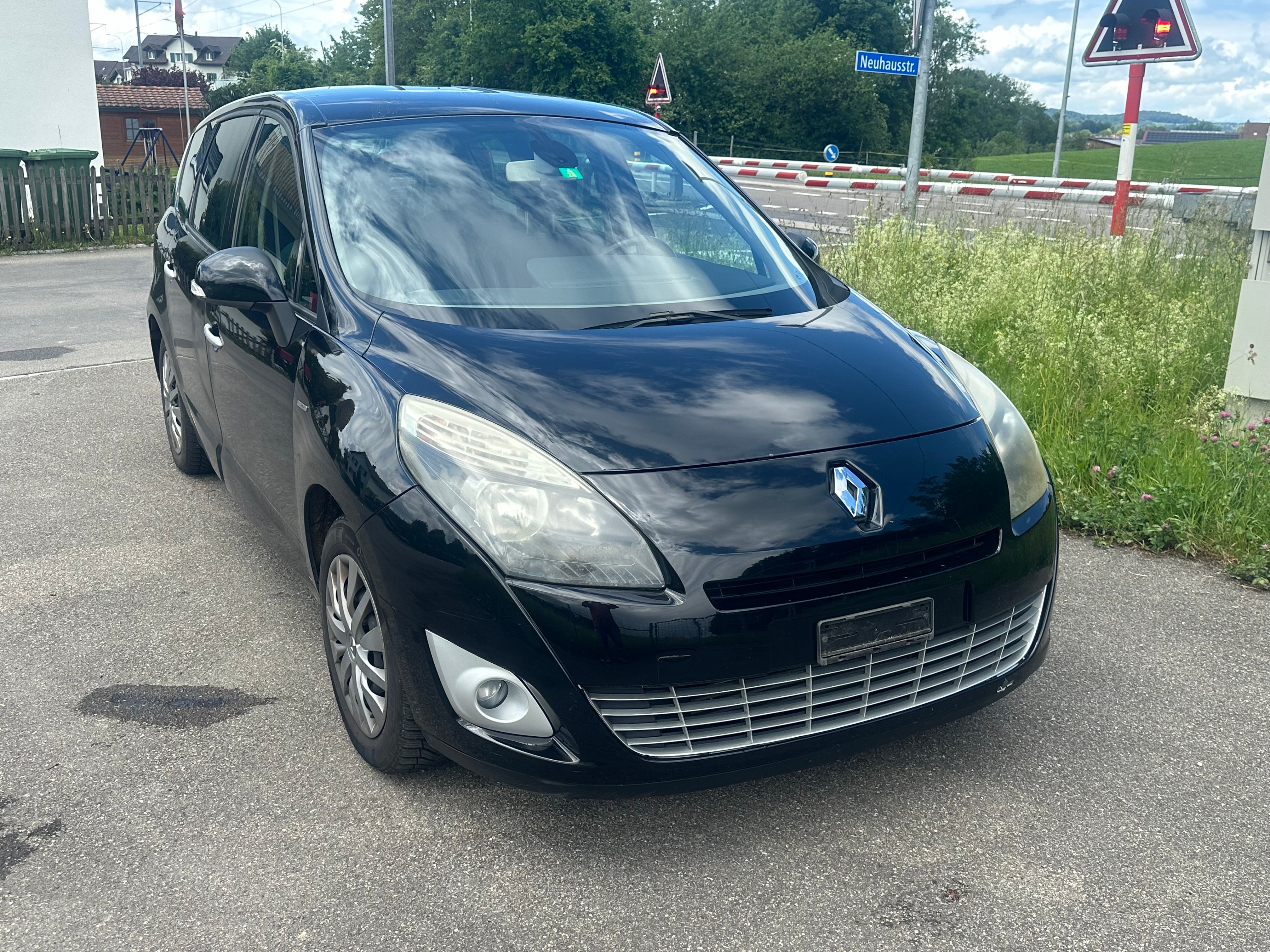 RENAULT Grand Scénic 1.4 16V Turbo Bose