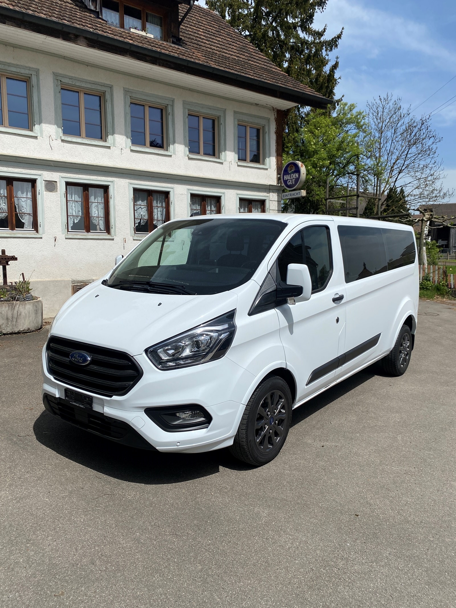 FORD Transit Custom 320 L2H1 Trend