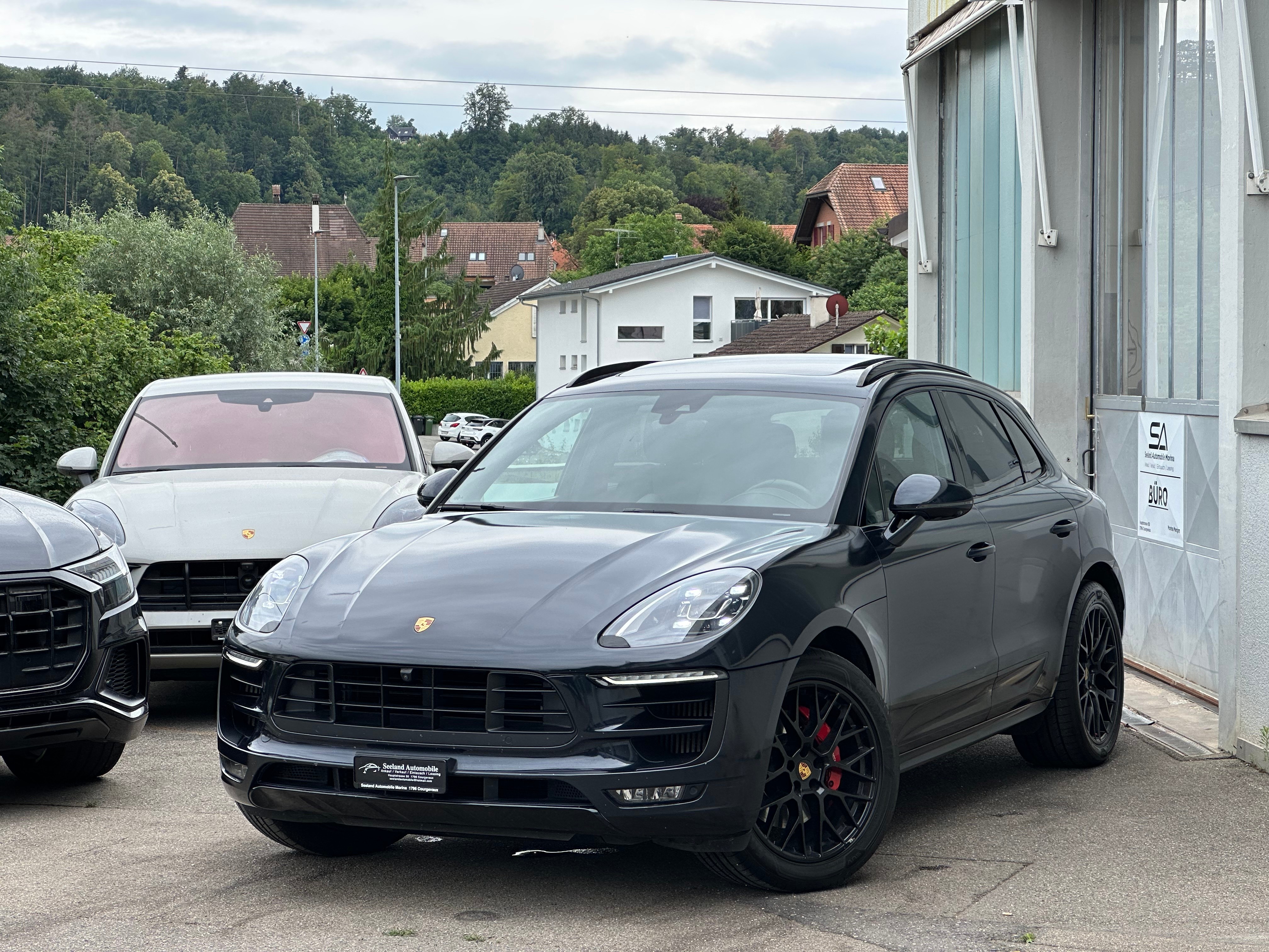 PORSCHE Macan GTS PDK