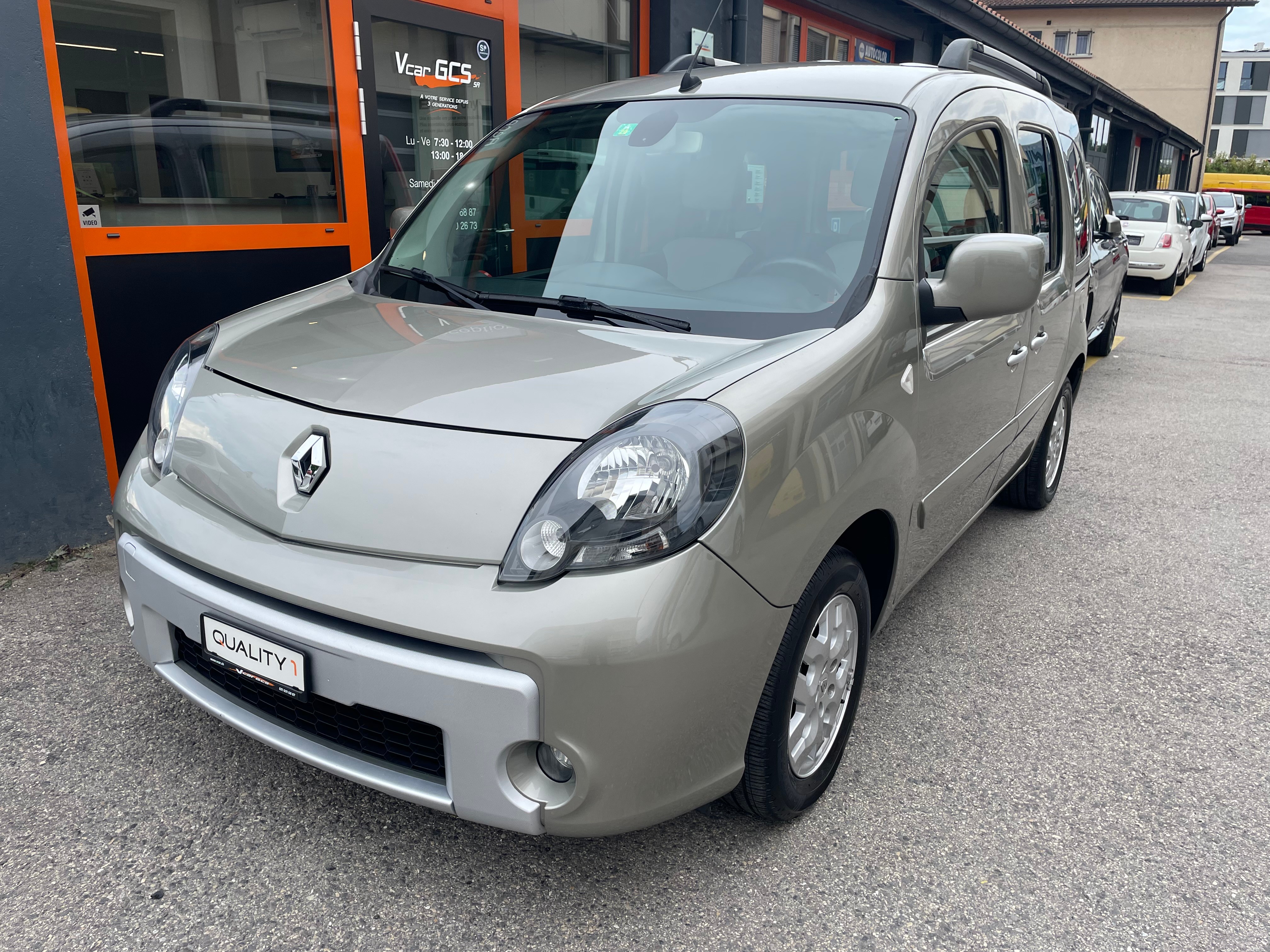 RENAULT Kangoo 1.6 16V Expression Automatic