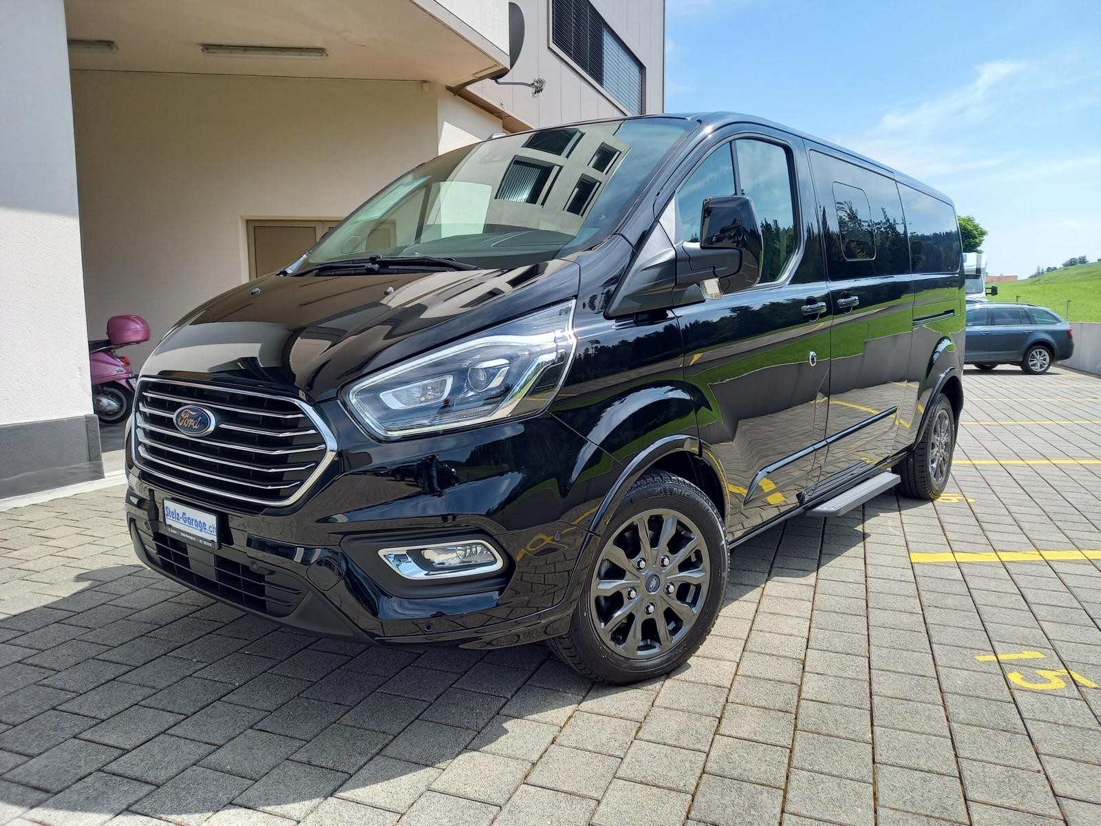 FORD Tourneo Custom 320 L2H1 Shuttle Trend A