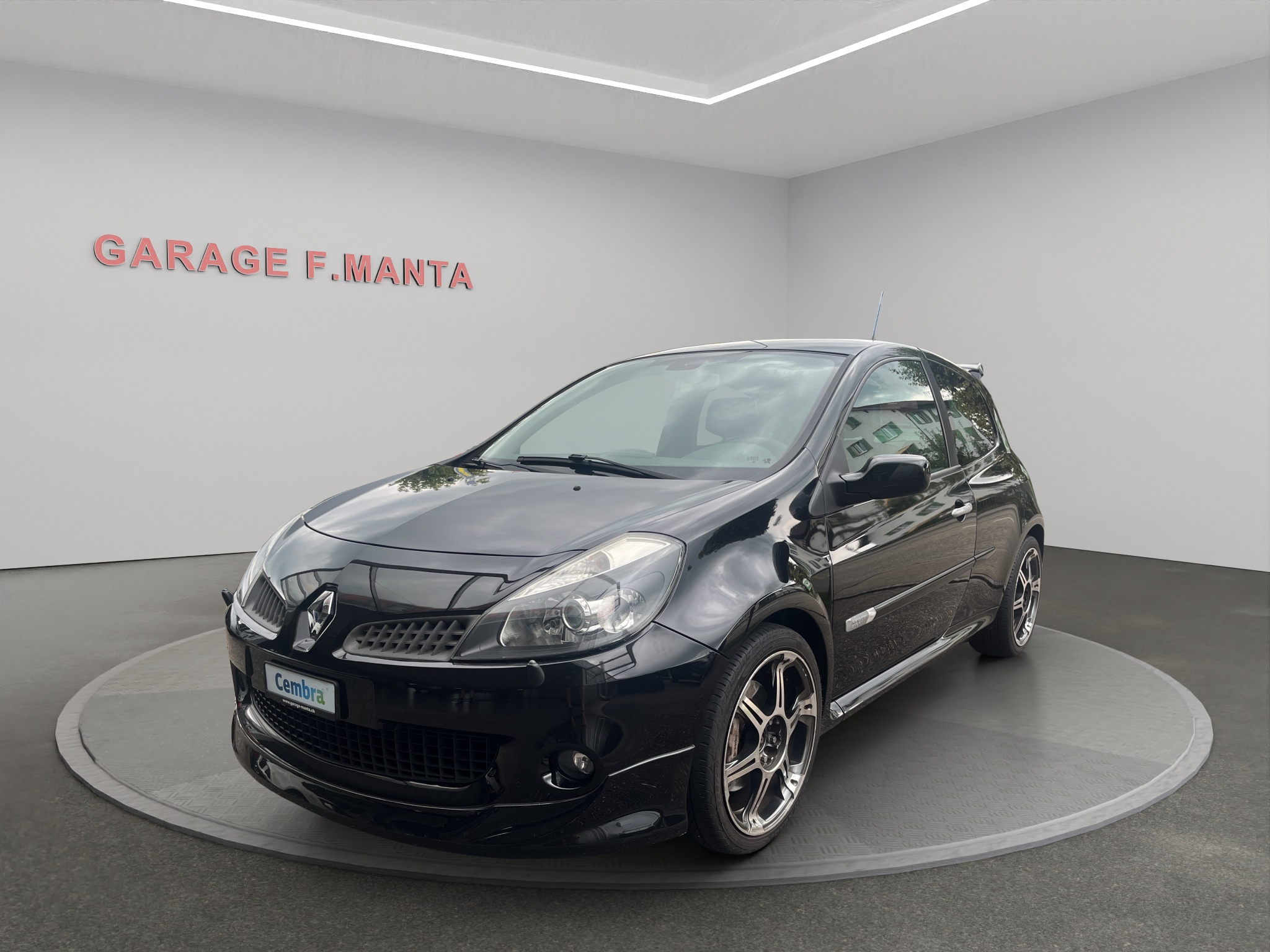 RENAULT Clio 2.0 16V Sport