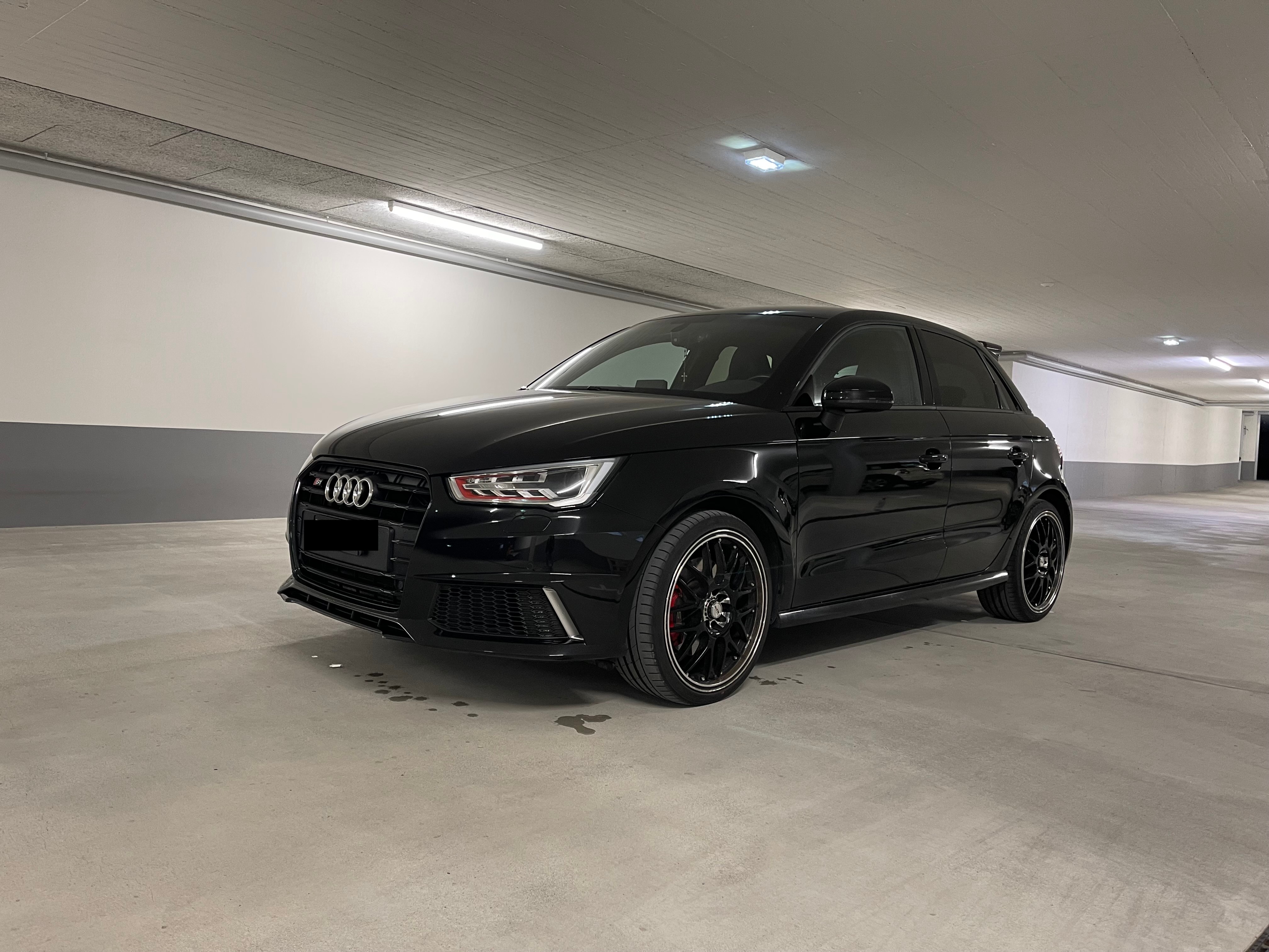 AUDI S1 Sportback 2.0 TFSI Sport quattro