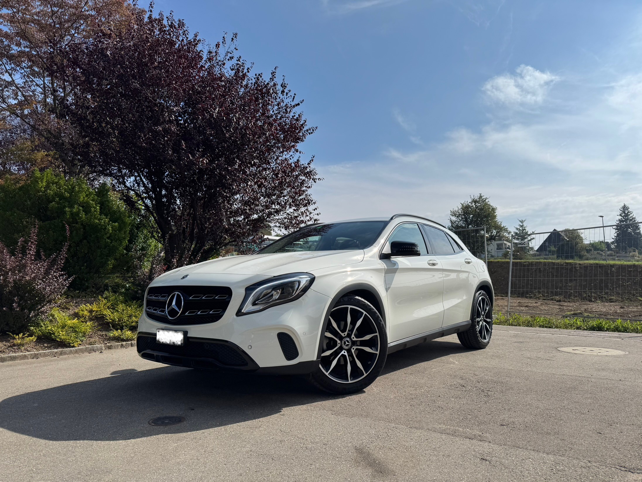 MERCEDES-BENZ GLA 200 Night Star 7G-DCT