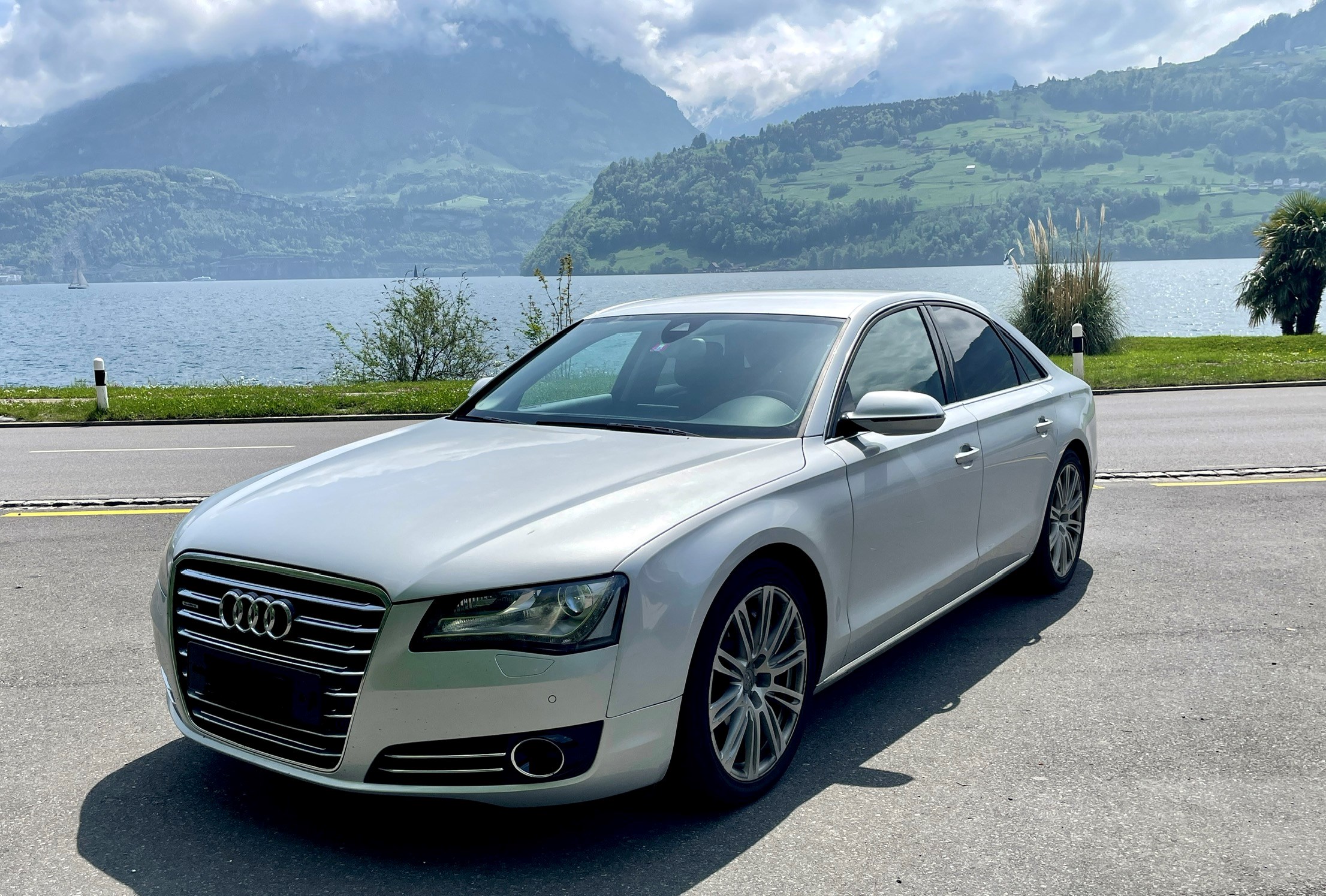 AUDI A8 4.2 TDI quattro tiptronic