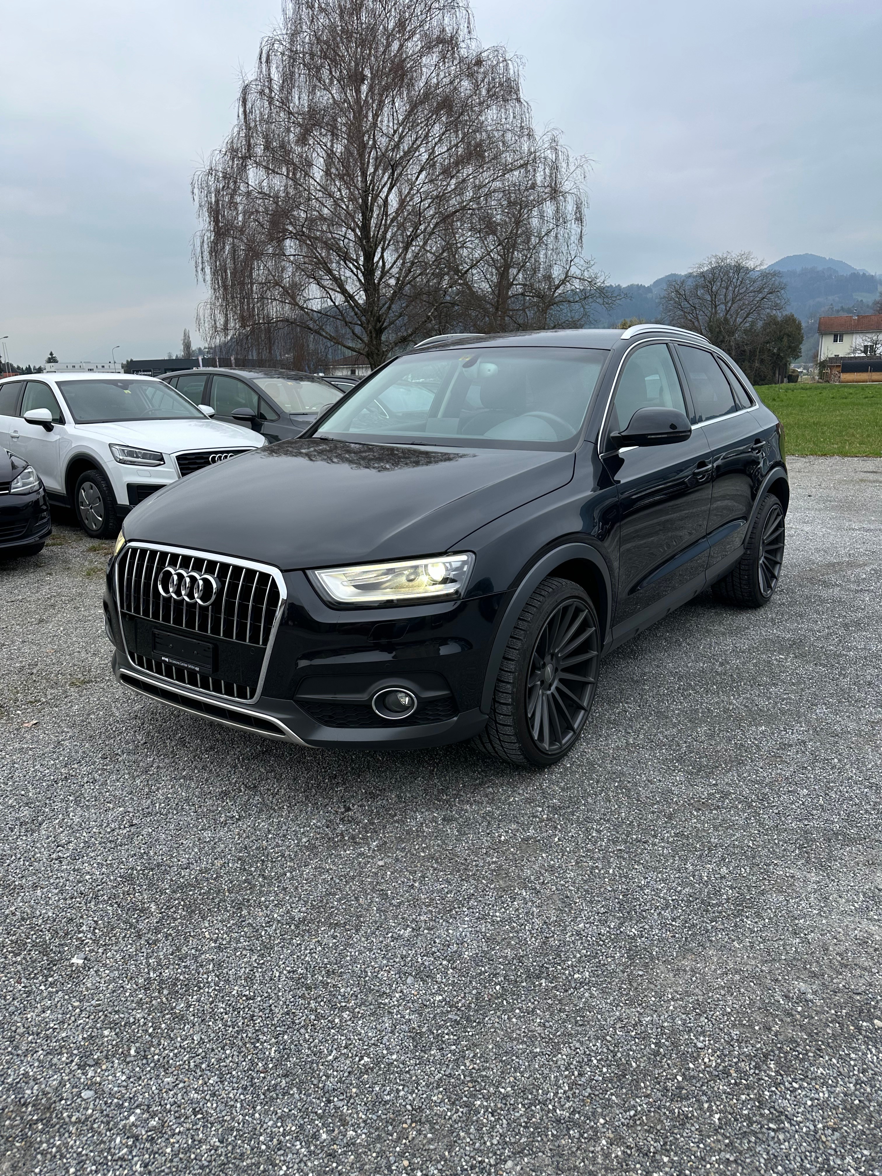 AUDI Q3 2.0 TDI quattro S-tronic