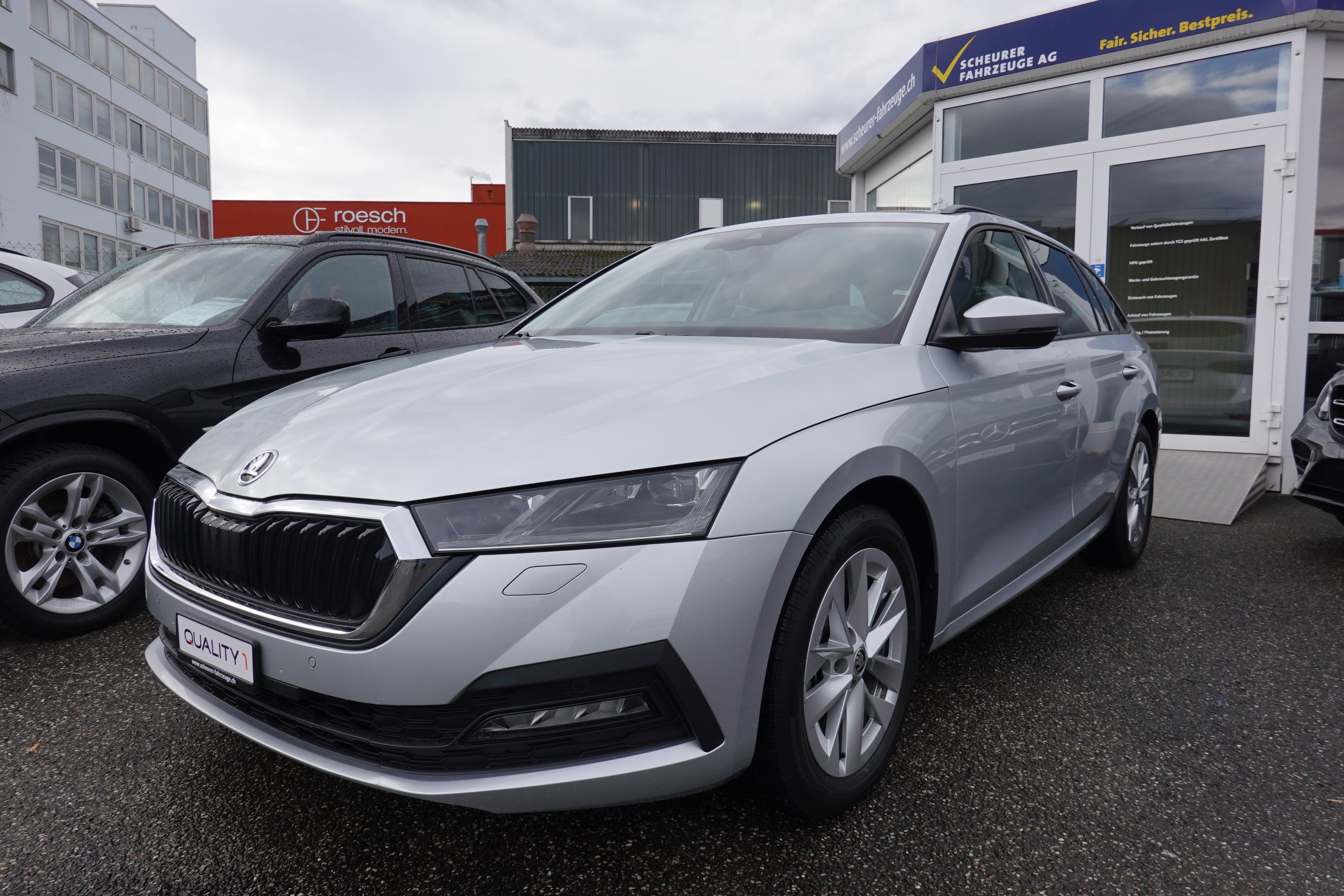 SKODA OCTAVIA COMBI - 2.0 TSI - 