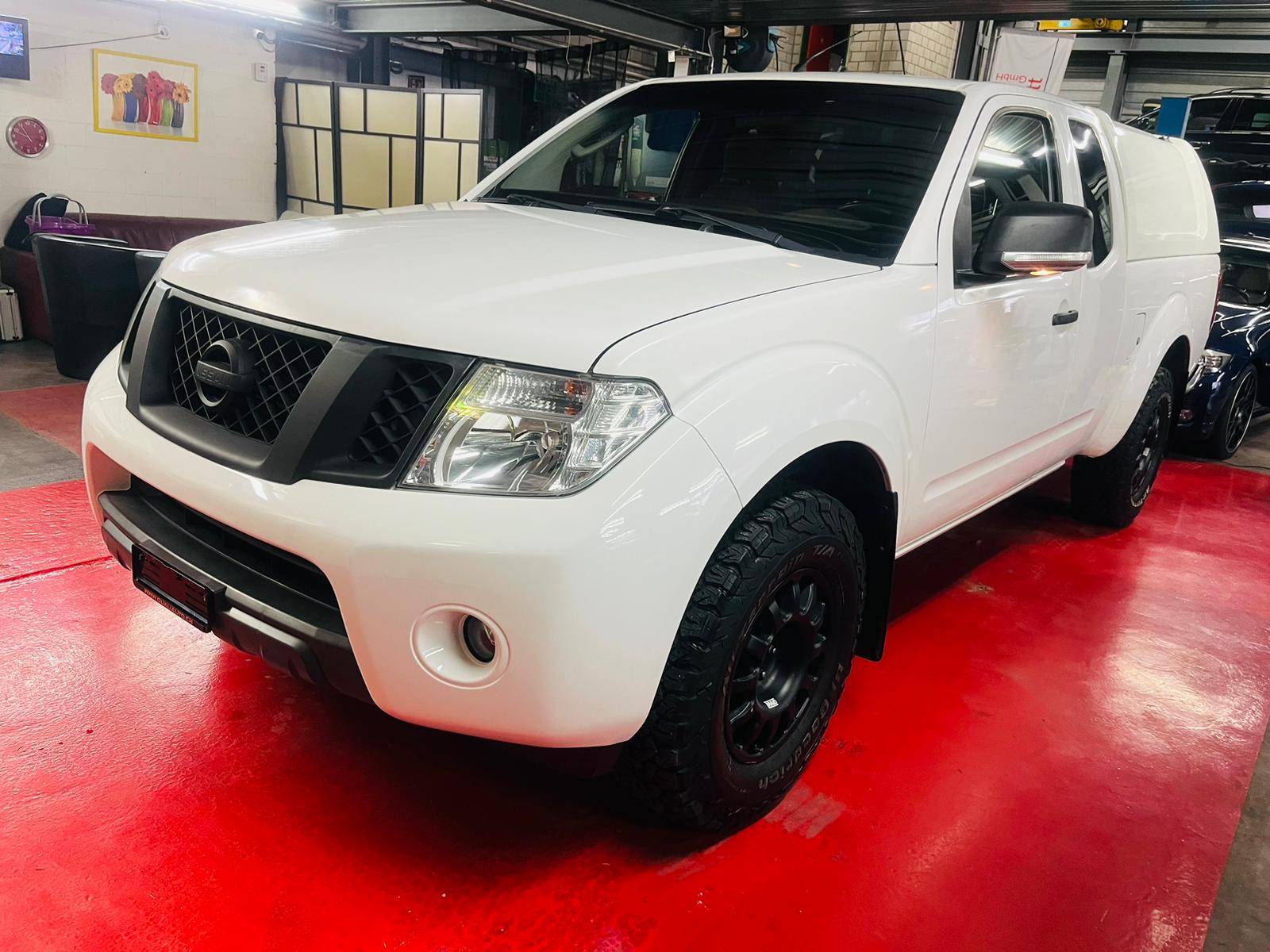 NISSAN Navara King Cab SE 2.5 dCi 4WD