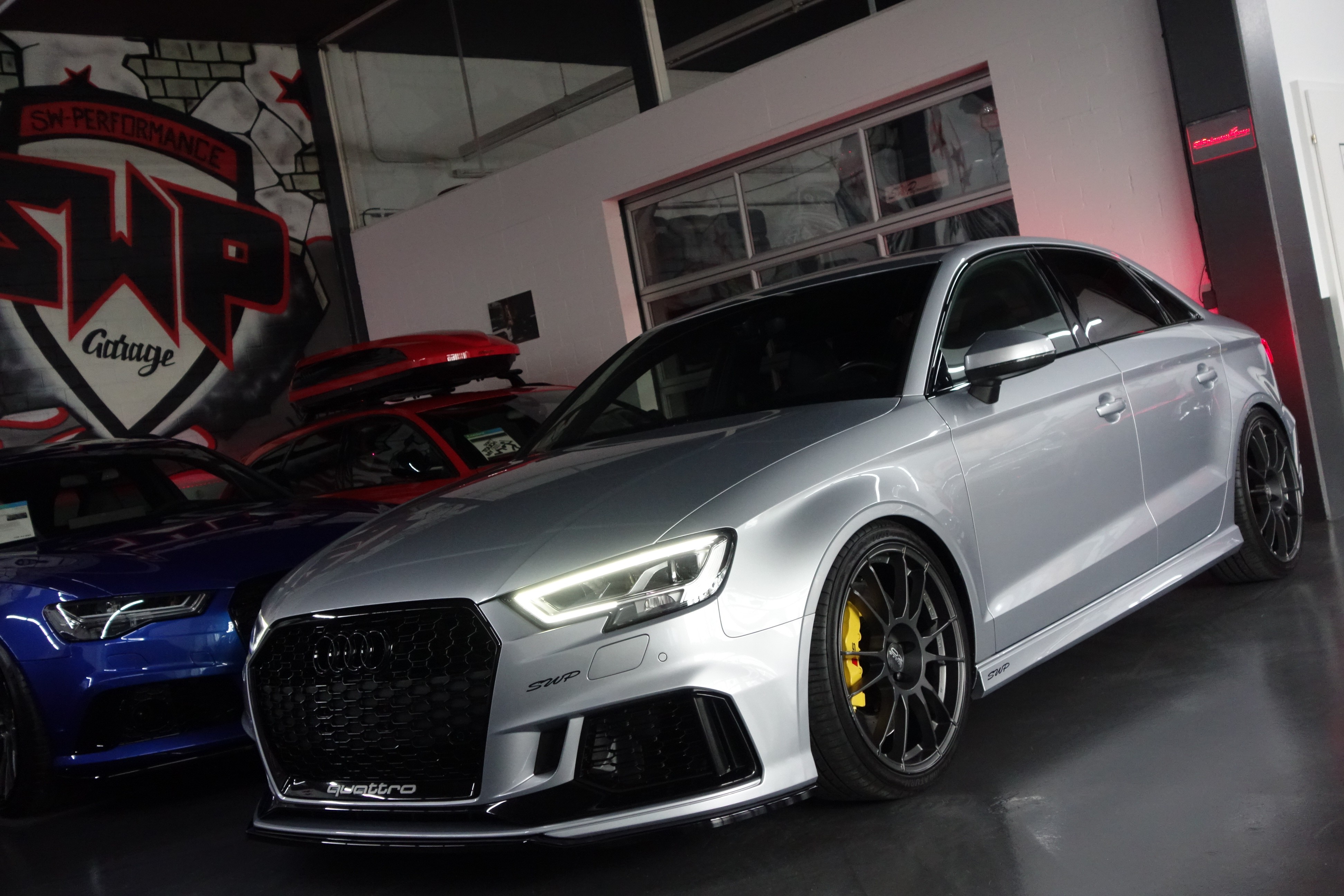 AUDI RS3 LIMO SEDAN 2.5 TSI QUATTRO S-TRONIC SILVER ABT CH-FZ