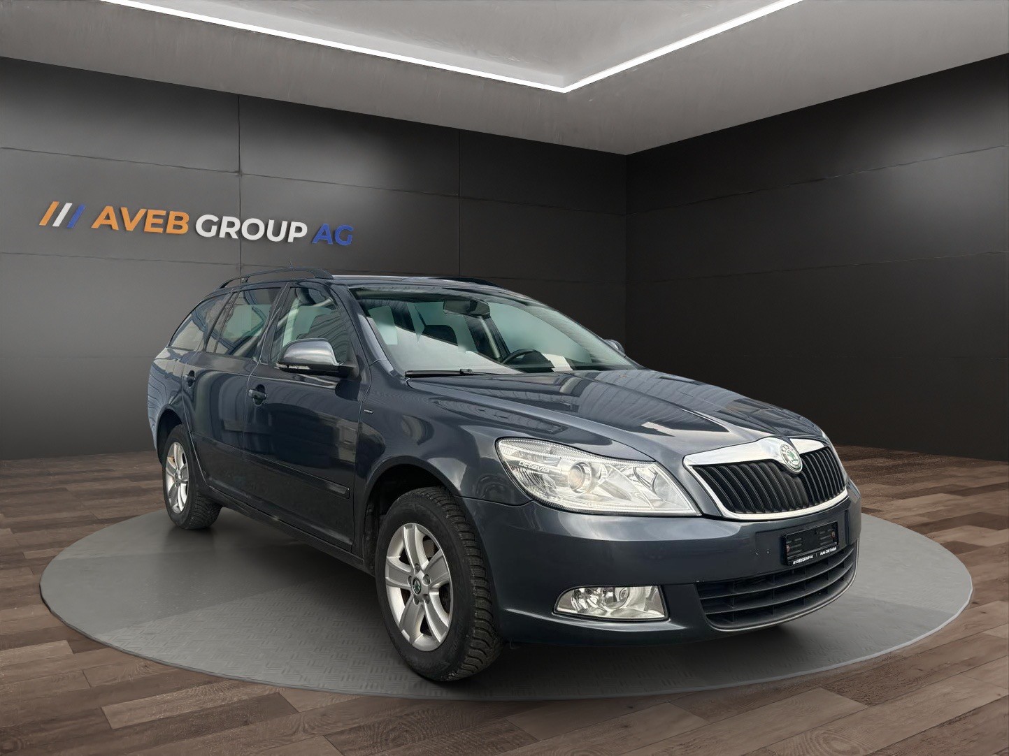 SKODA Octavia Combi 1.8 TSI Stöckli 4x4