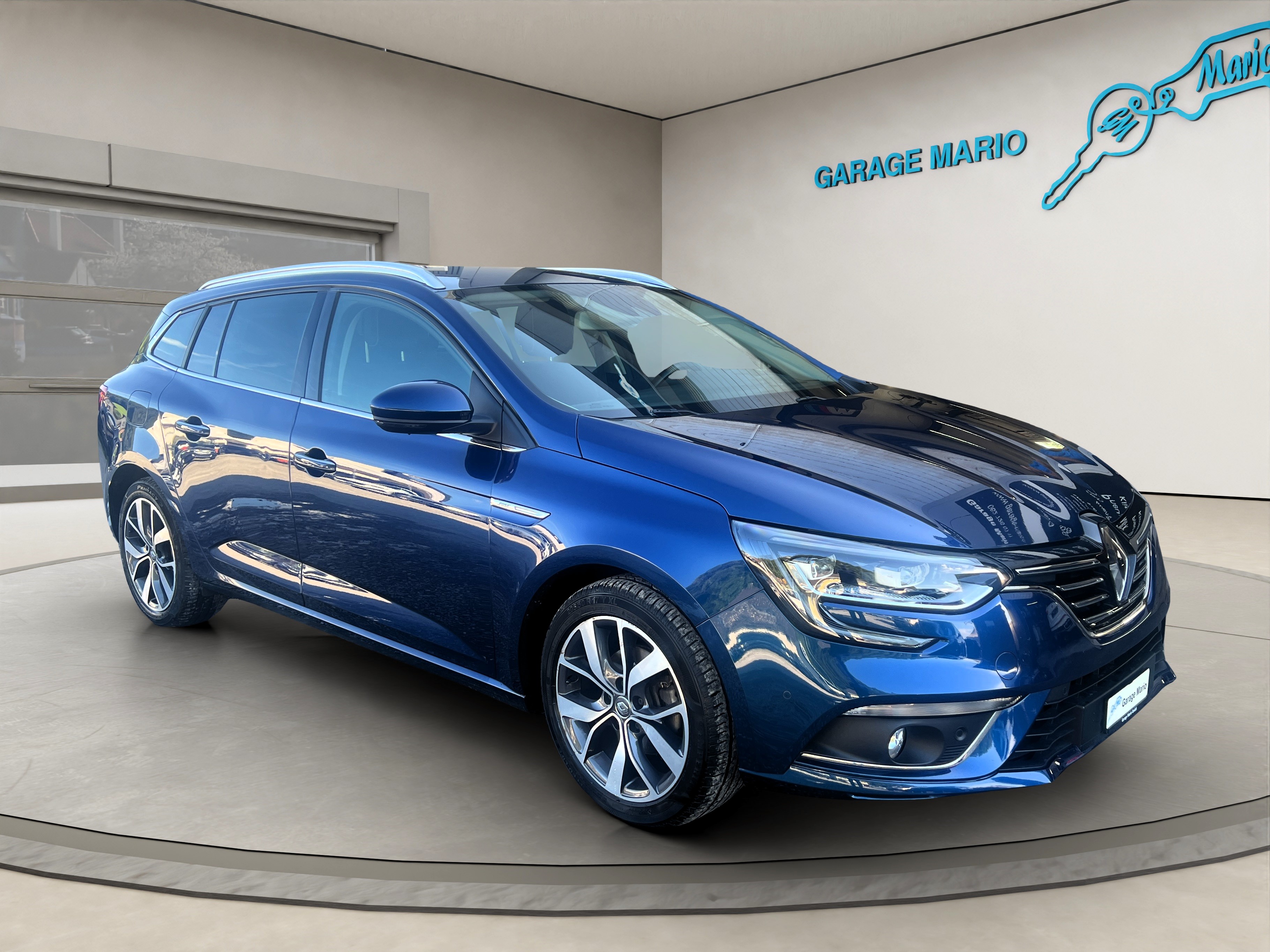 RENAULT Mégane Grandtour 1.2 16V Turbo *Bose Edition*