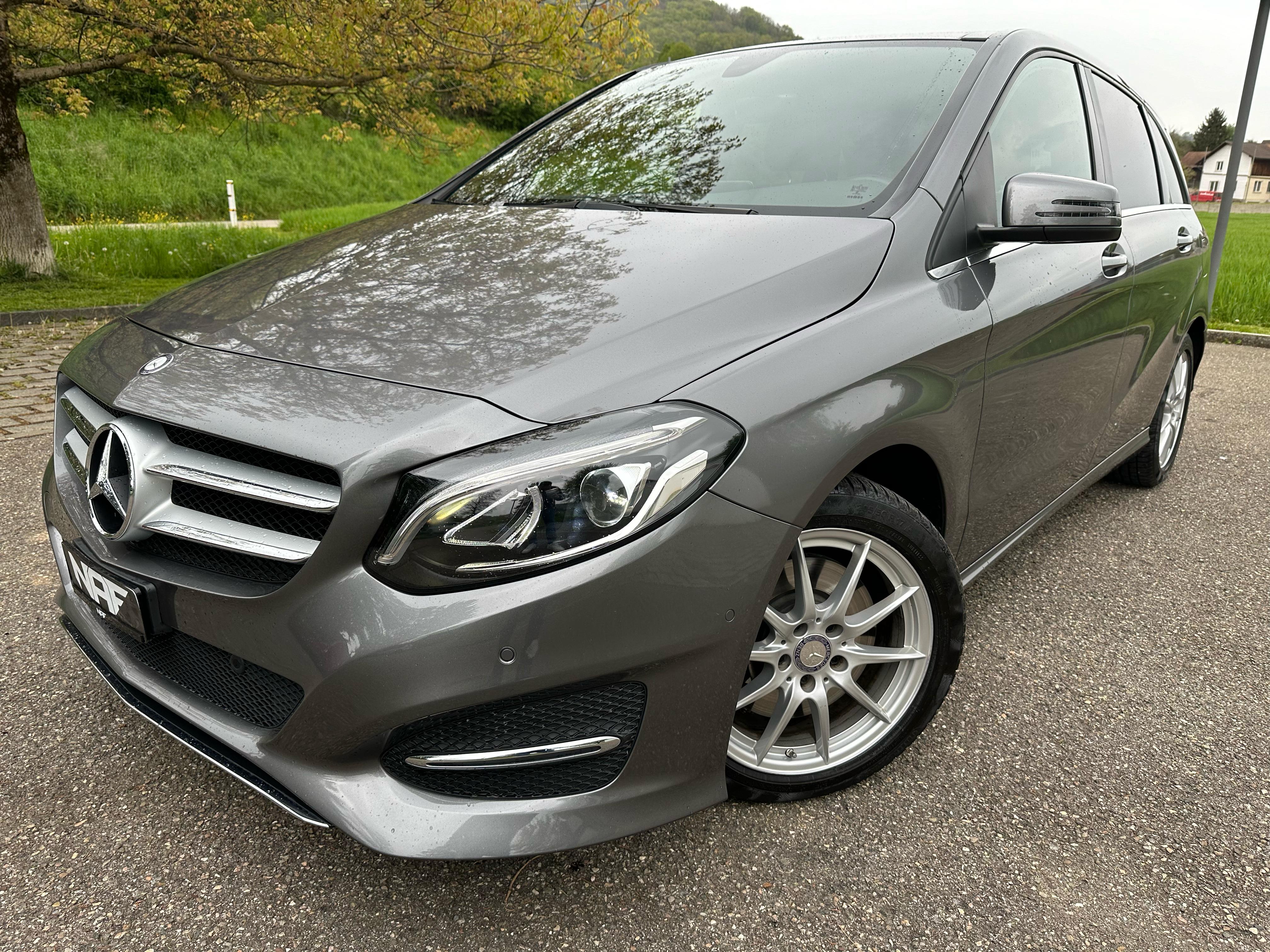 MERCEDES-BENZ B 250 Urban 7G-DCT