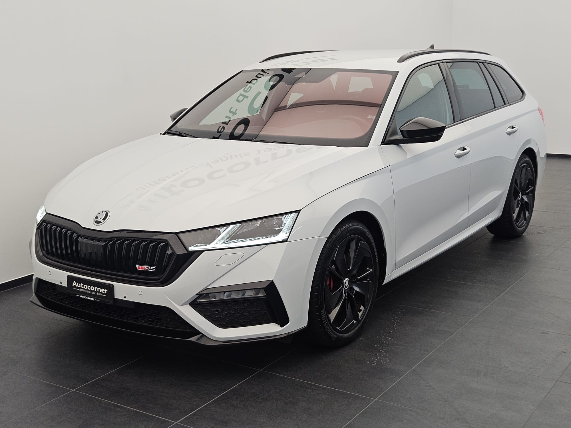 SKODA Octavia Combi 2.0 TSI DSG RS