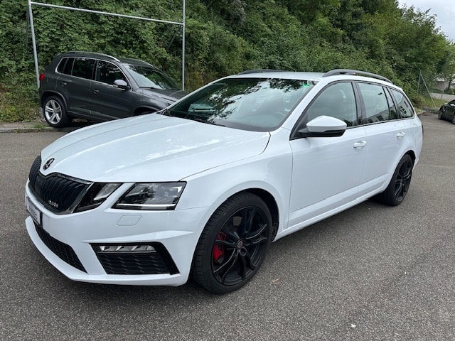 SKODA Octavia Combi 2.0 TDI RS Prag 4x4 DSG