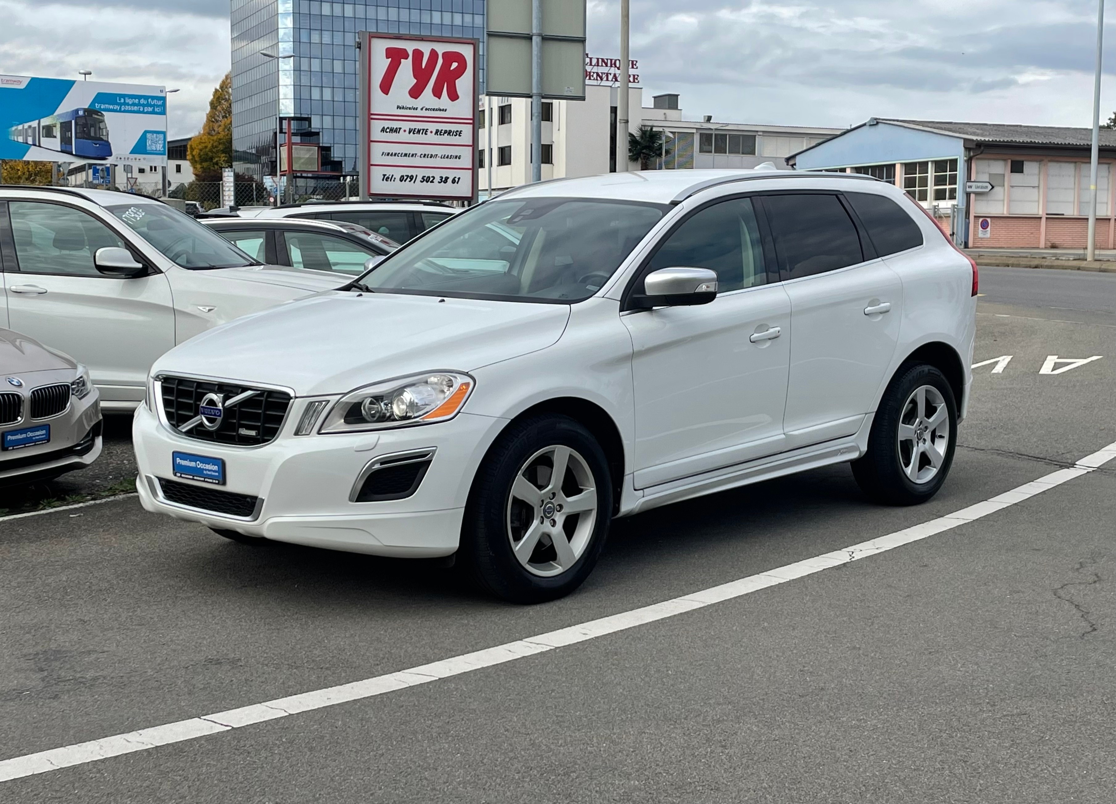 VOLVO XC60 D4 AWD R-Design Geartronic