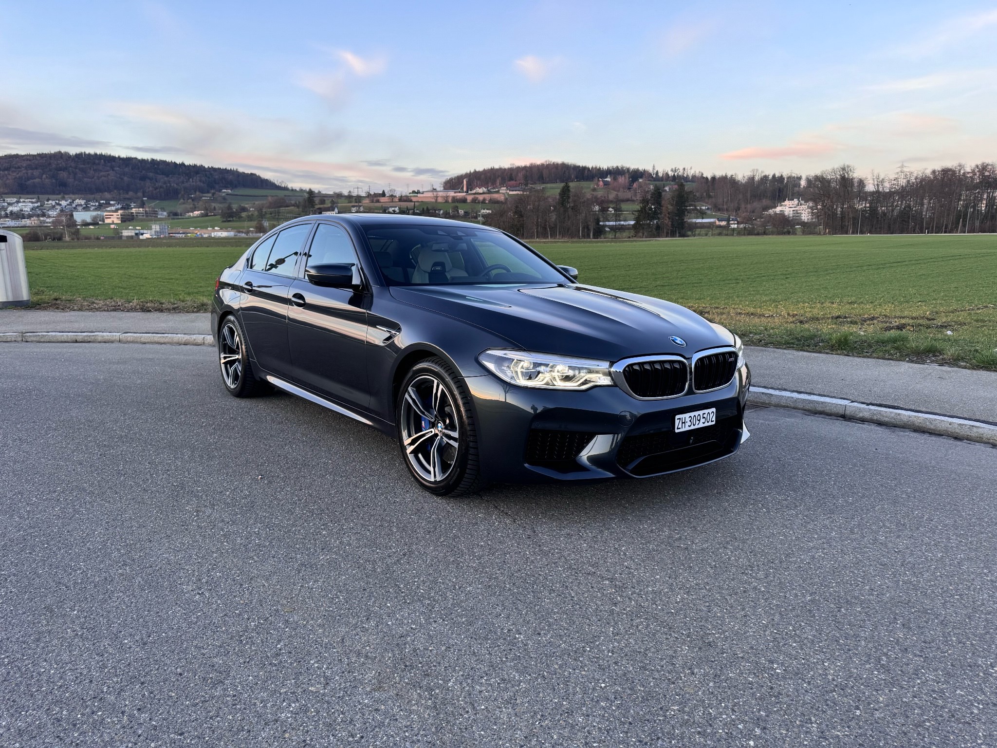 BMW M5 xDrive Drivelogic