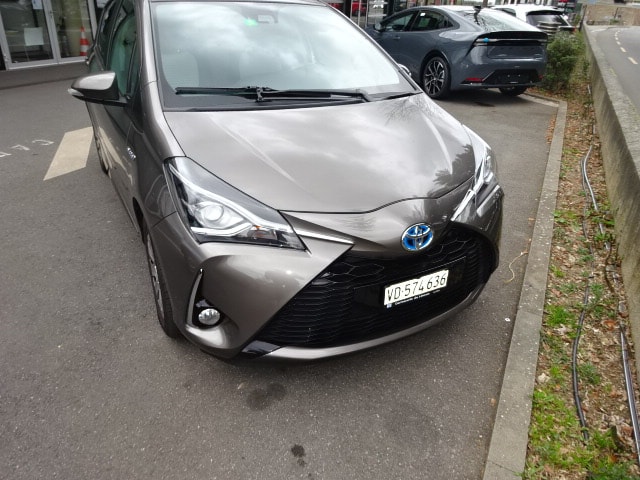 TOYOTA Yaris 1.5 VVT-i Hybrid Trend e-CVT