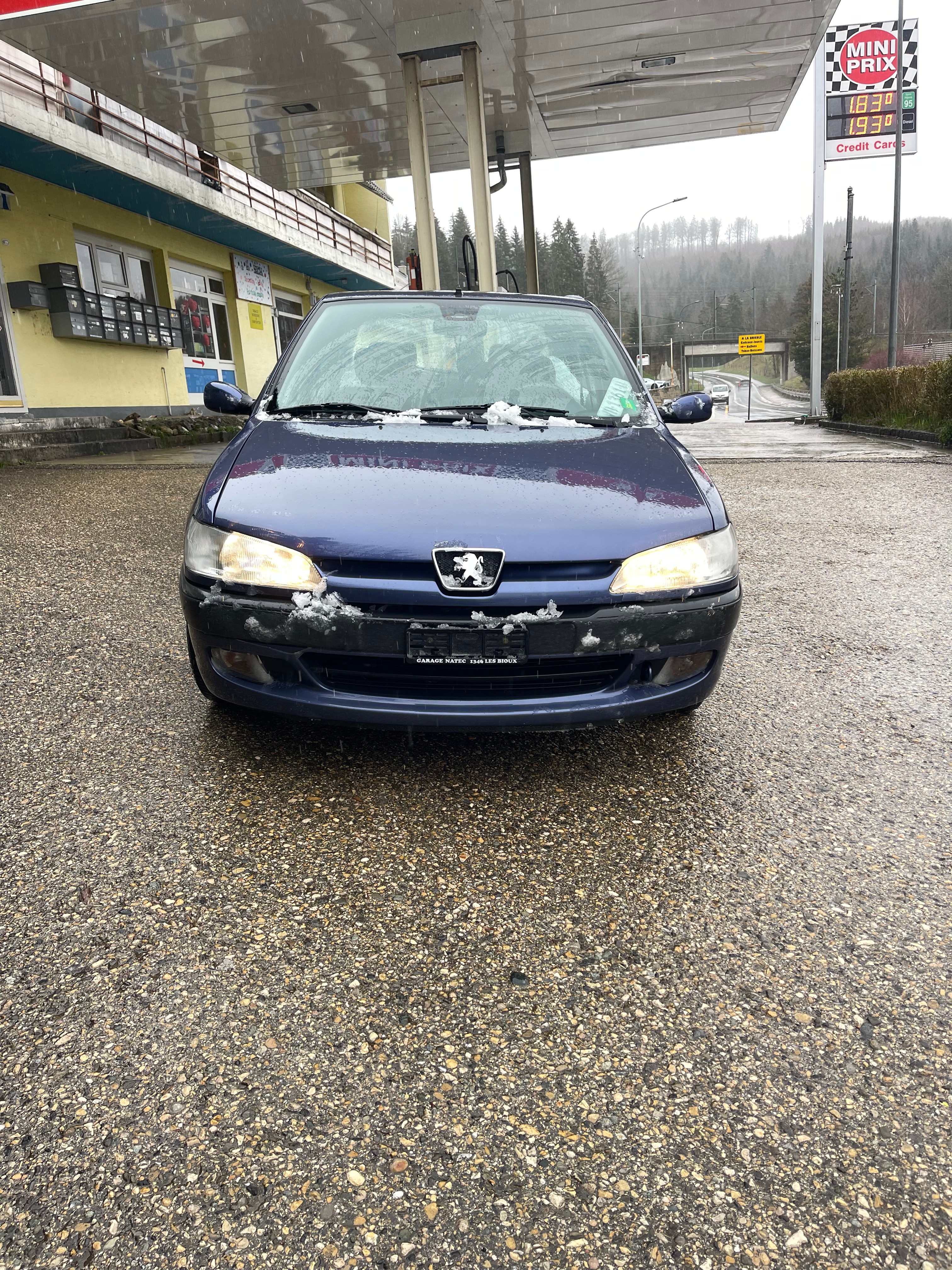 PEUGEOT 306 1.8 16V XT