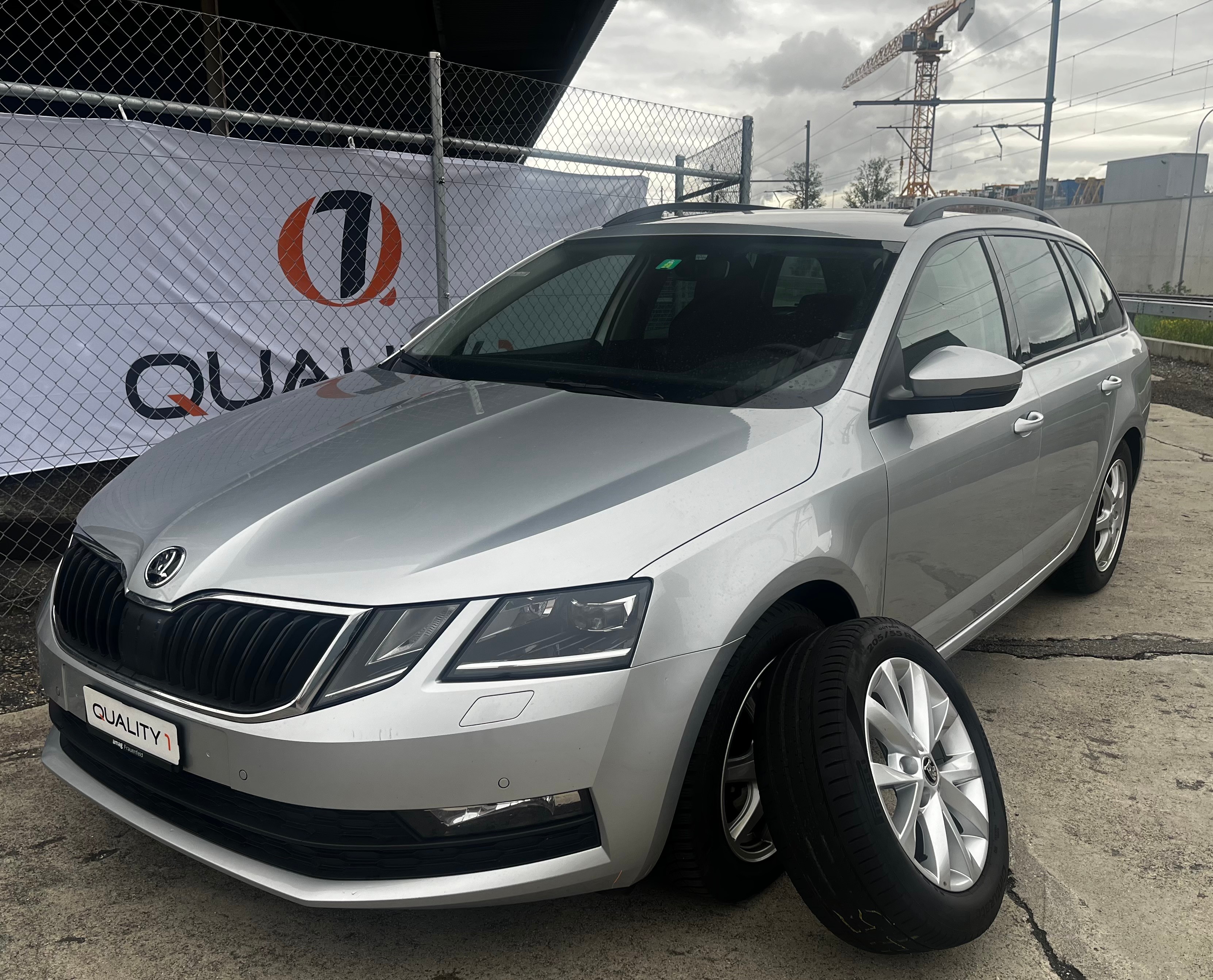 SKODA Octavia Combi 2.0 TDI Ambition DSG