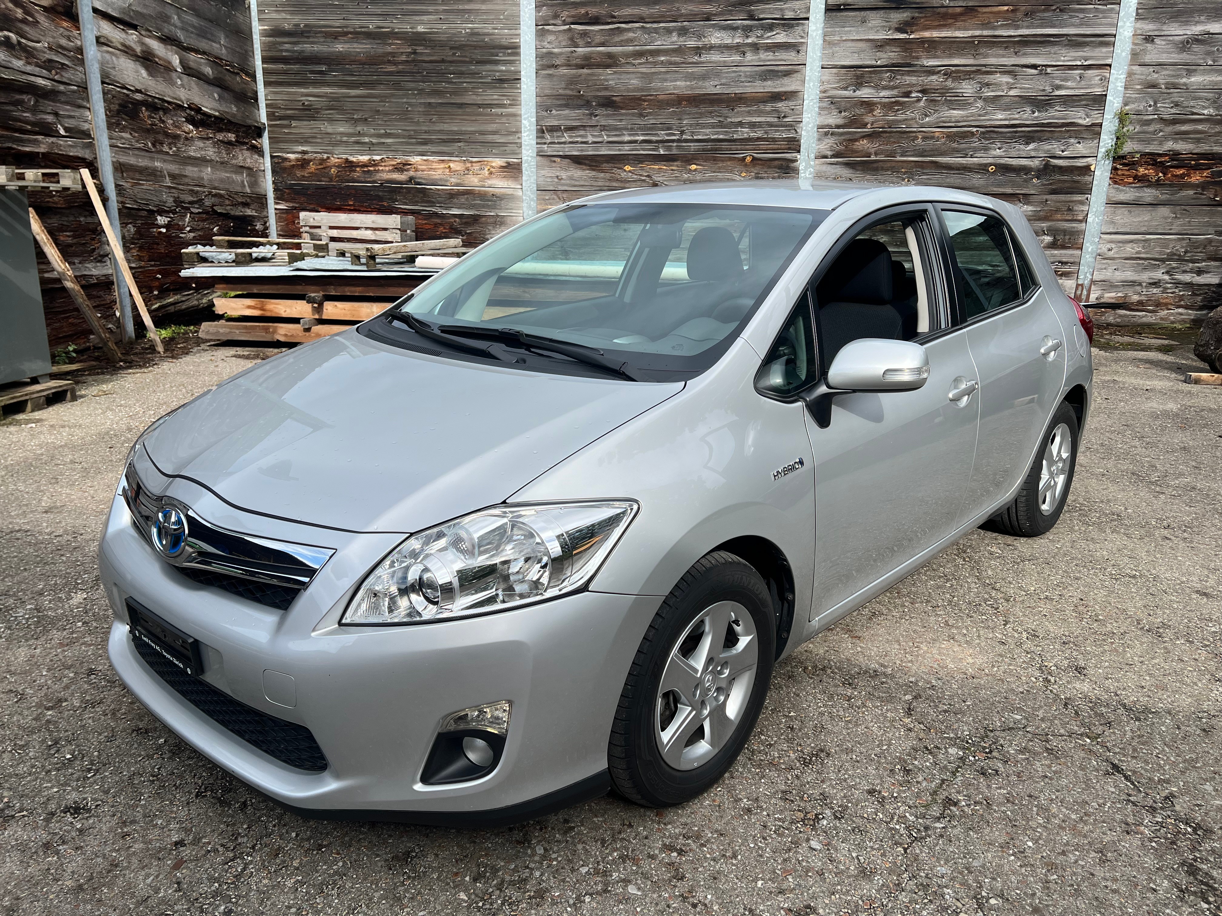 TOYOTA Auris 1.8 16V HSD Linea Luna