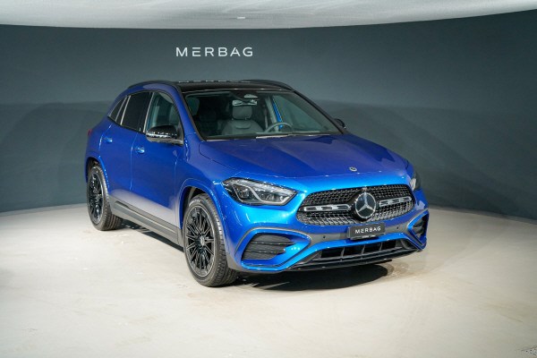 MERCEDES-BENZ GLA 220 4Matic 8G-DCT