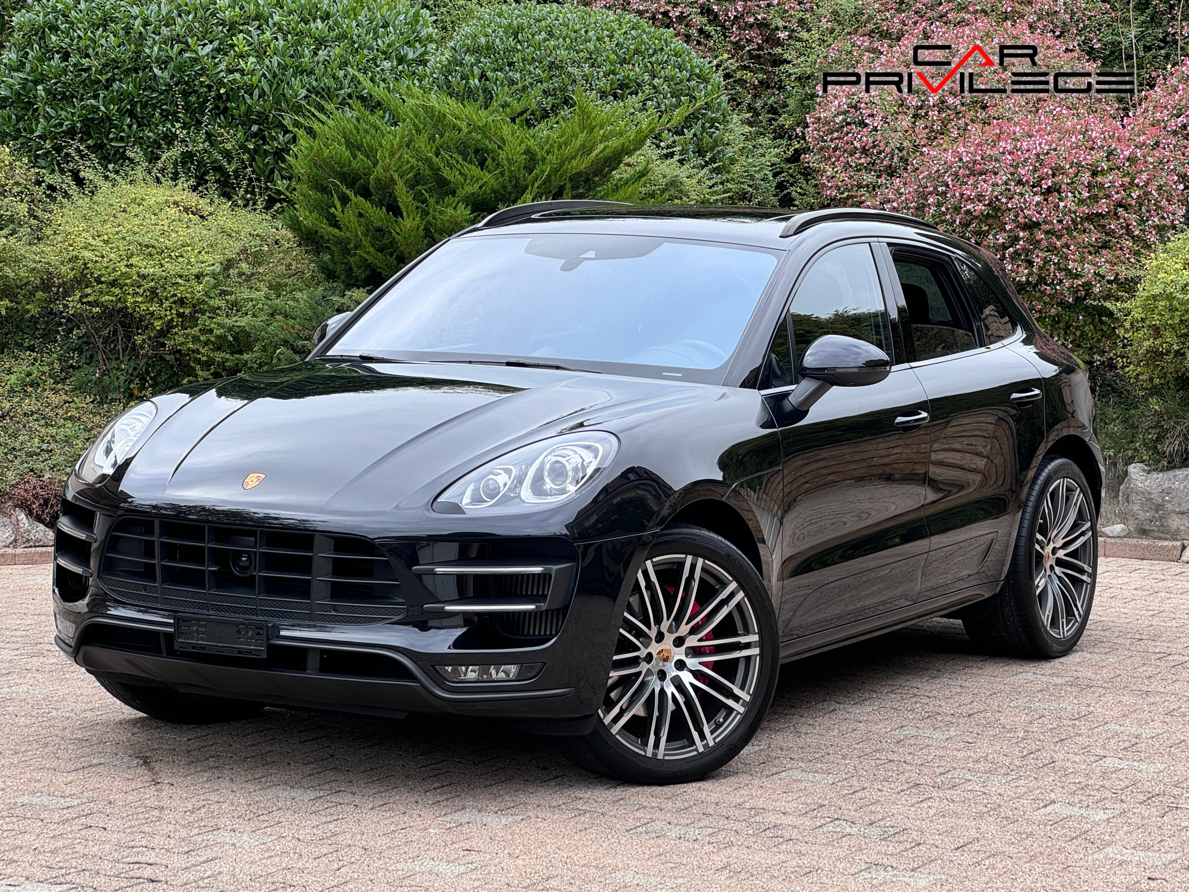 PORSCHE PORSCHE Macan Turbo PDK 400 CV *JANTES 21’ *TOIT OUVRANT PANO *PASM *ADAPTATIVE CRUISE CONTROL *LANE ASSIST *PACK SPORT