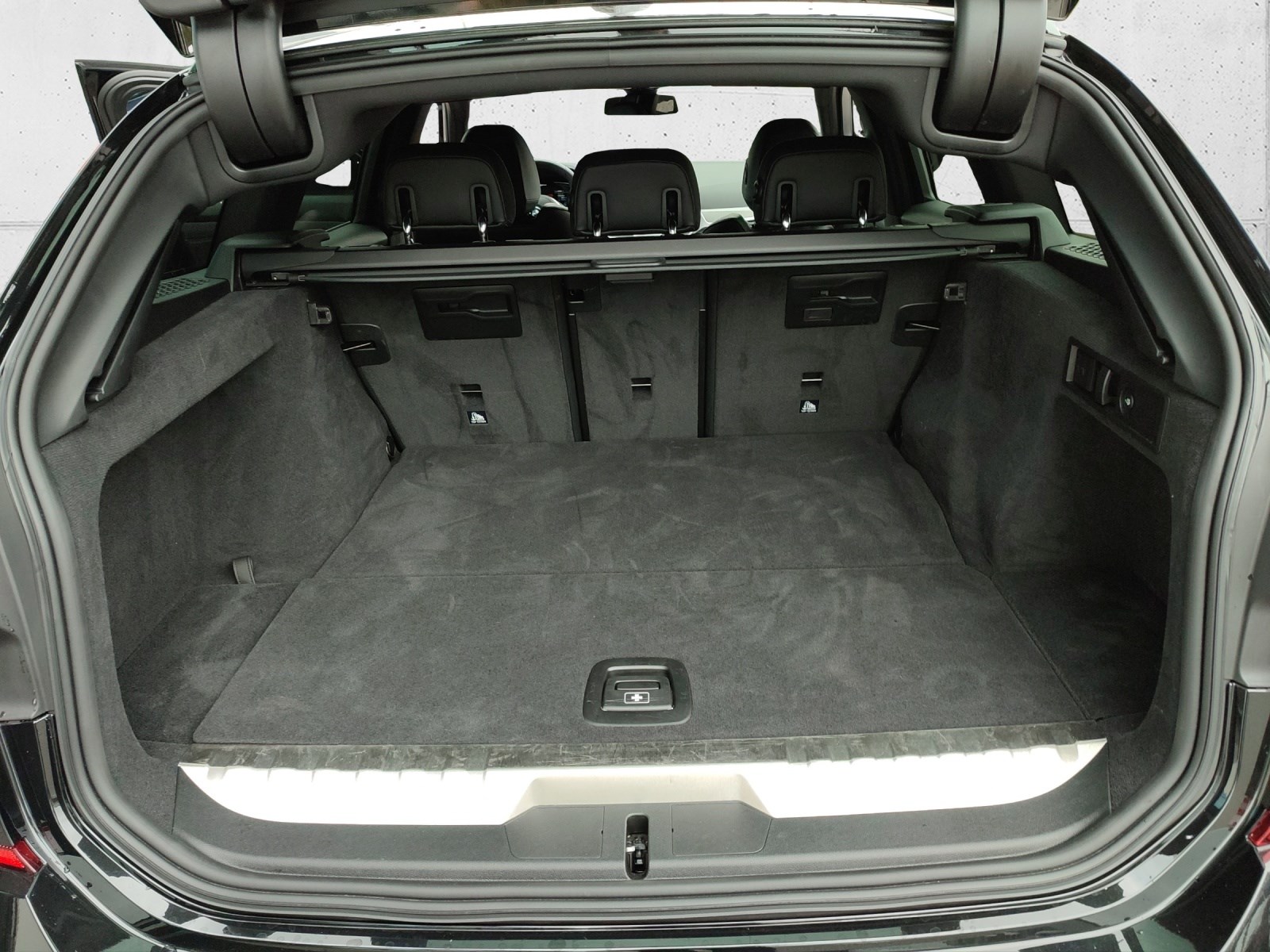 Ablagenetz Beifahrerfußraum (schwarz), Kofferraum, Komfort