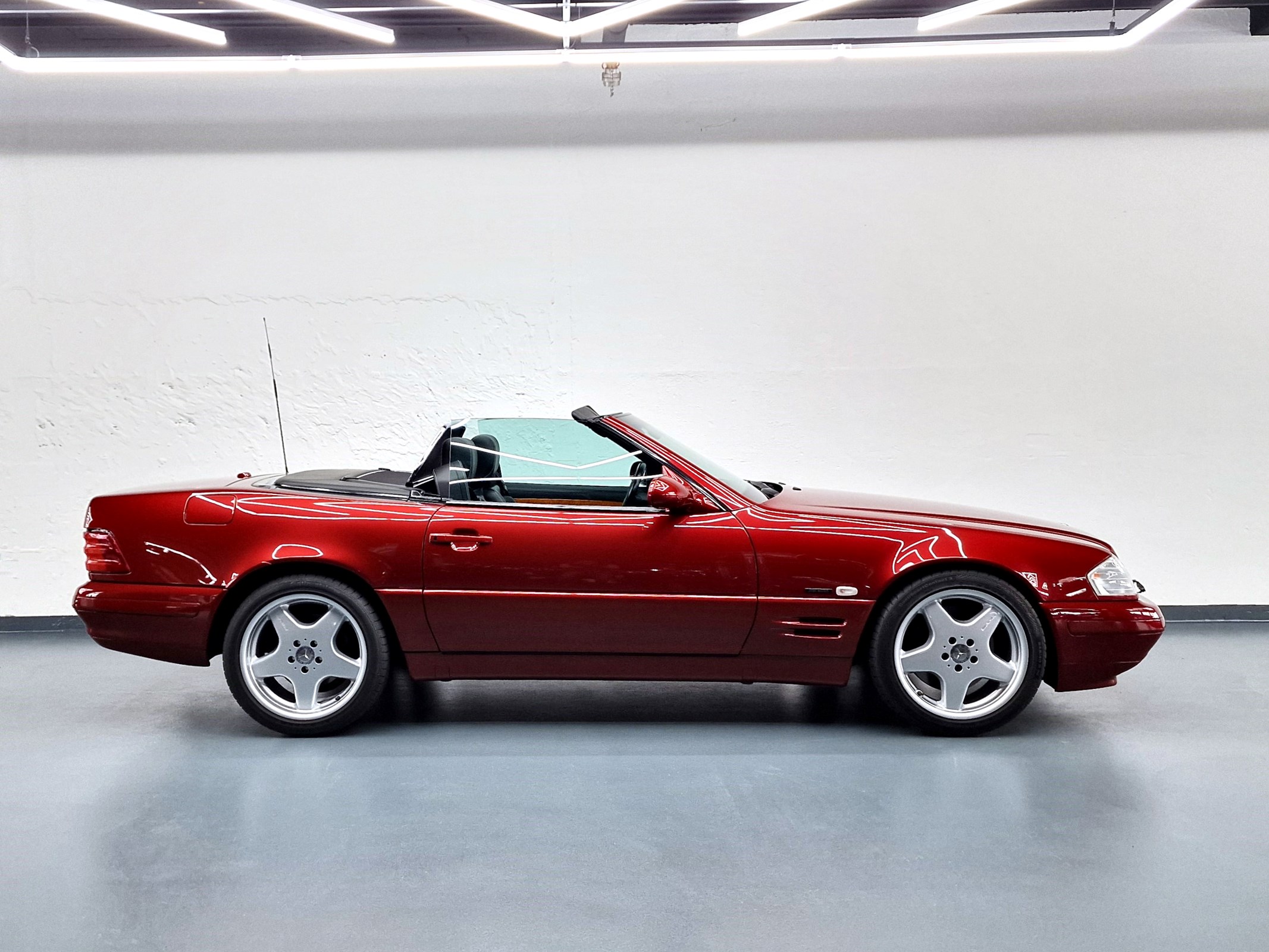 MERCEDES-BENZ SL 320 FINAL-EDITION