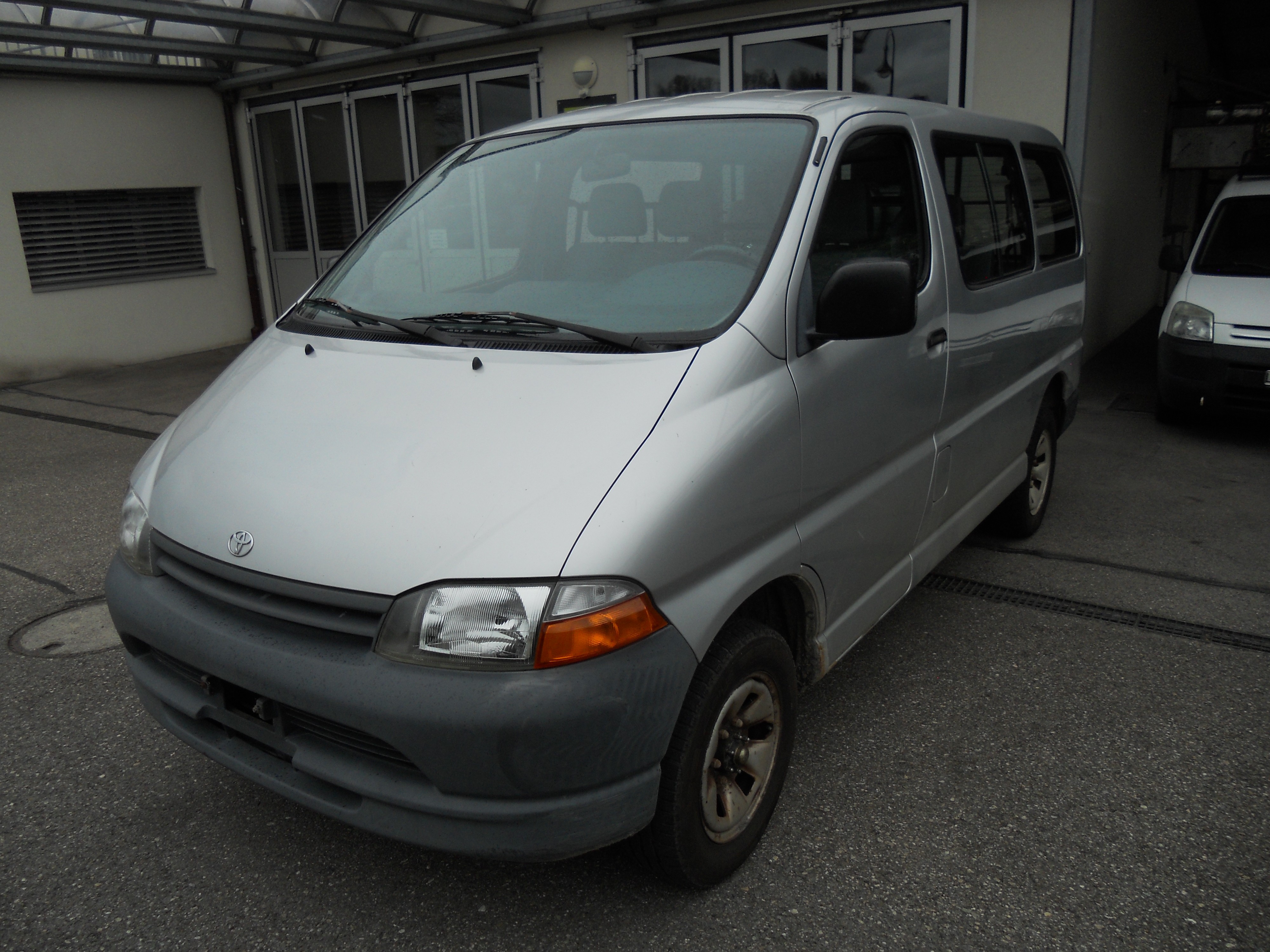 TOYOTA Hiace 2.7 Kombi 4x4