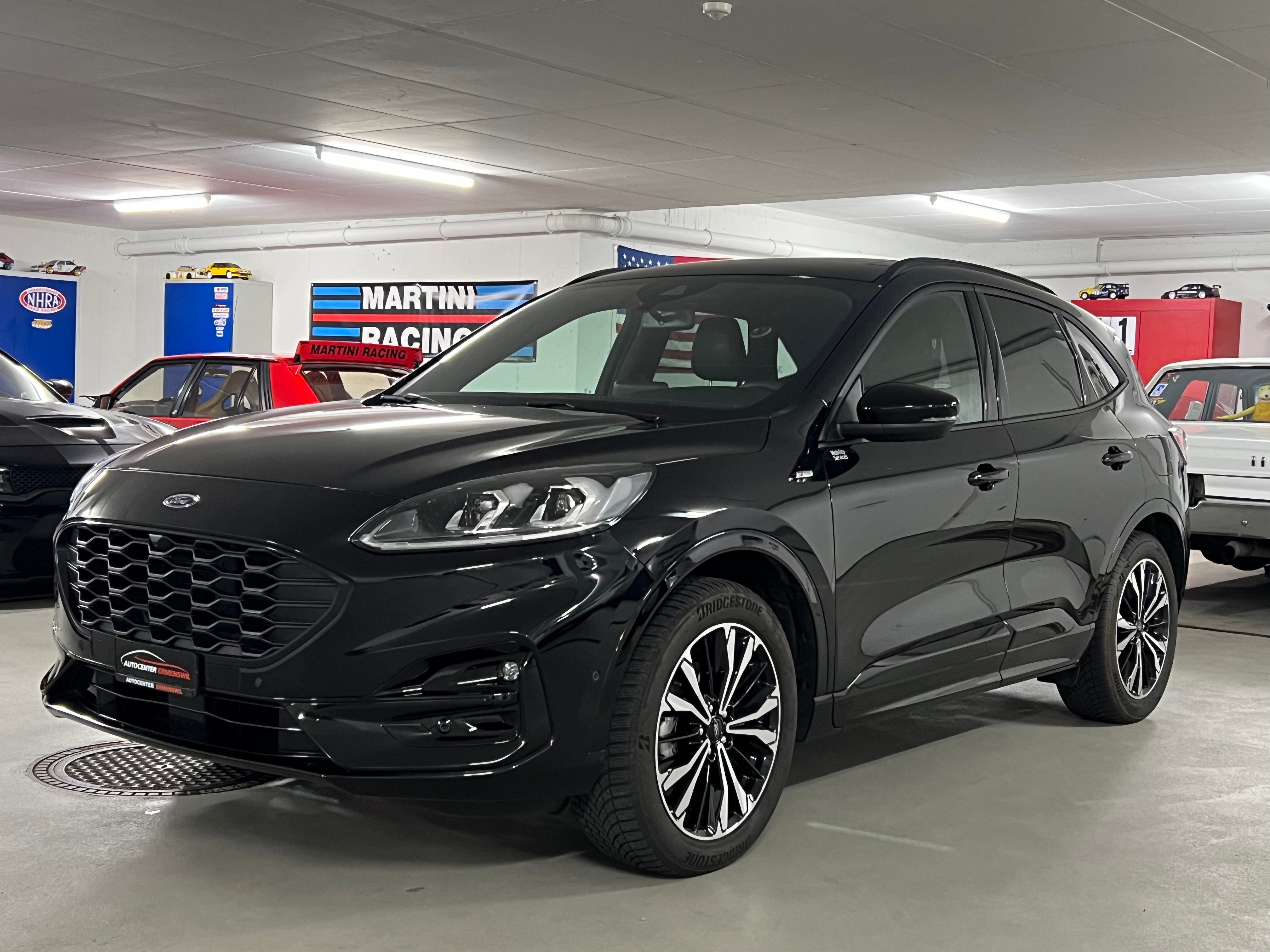 FORD Kuga 2.5 FHEV ST-Line X 4WD