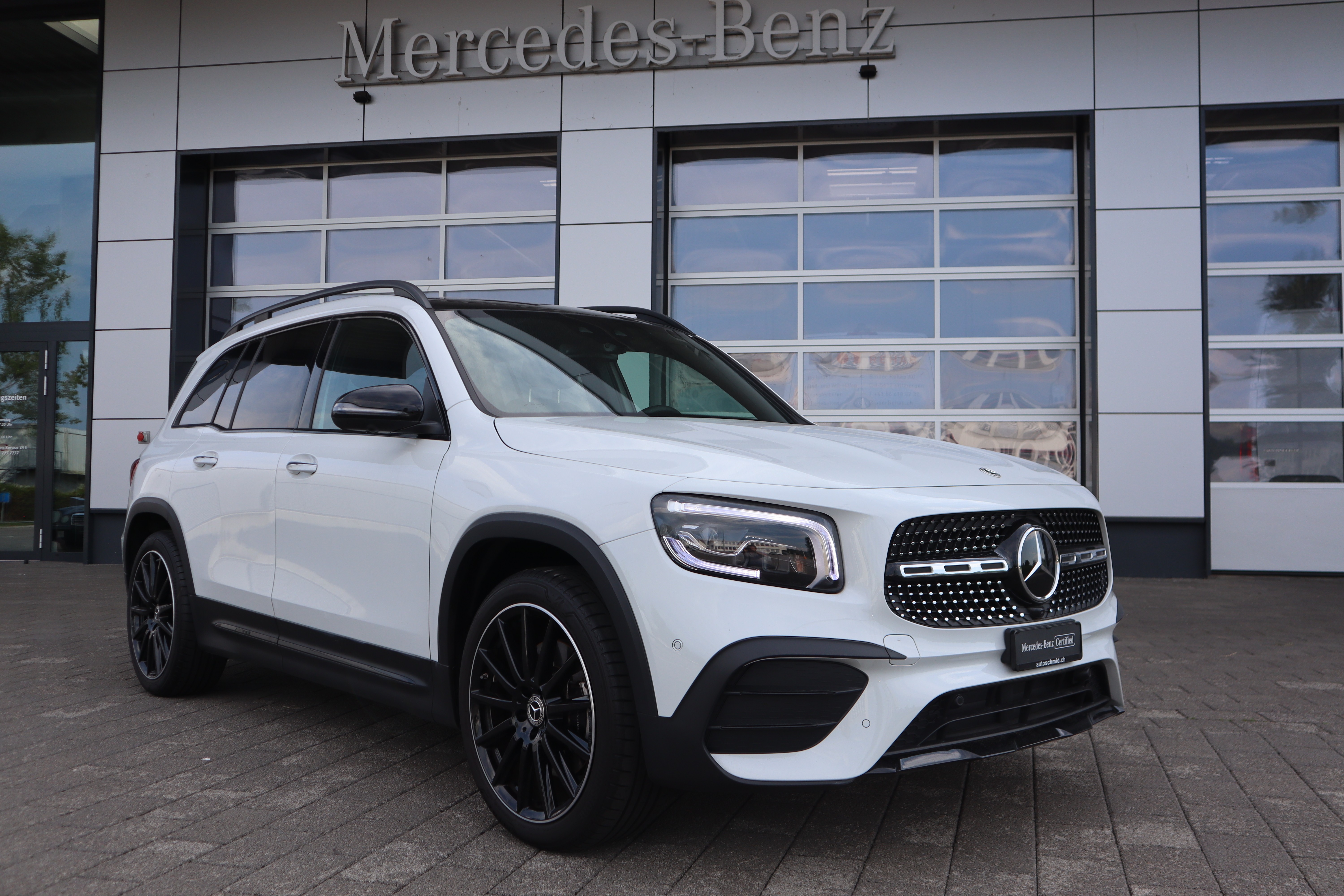 MERCEDES-BENZ GLB 250 4Matic AMG Line 8G-Tronic