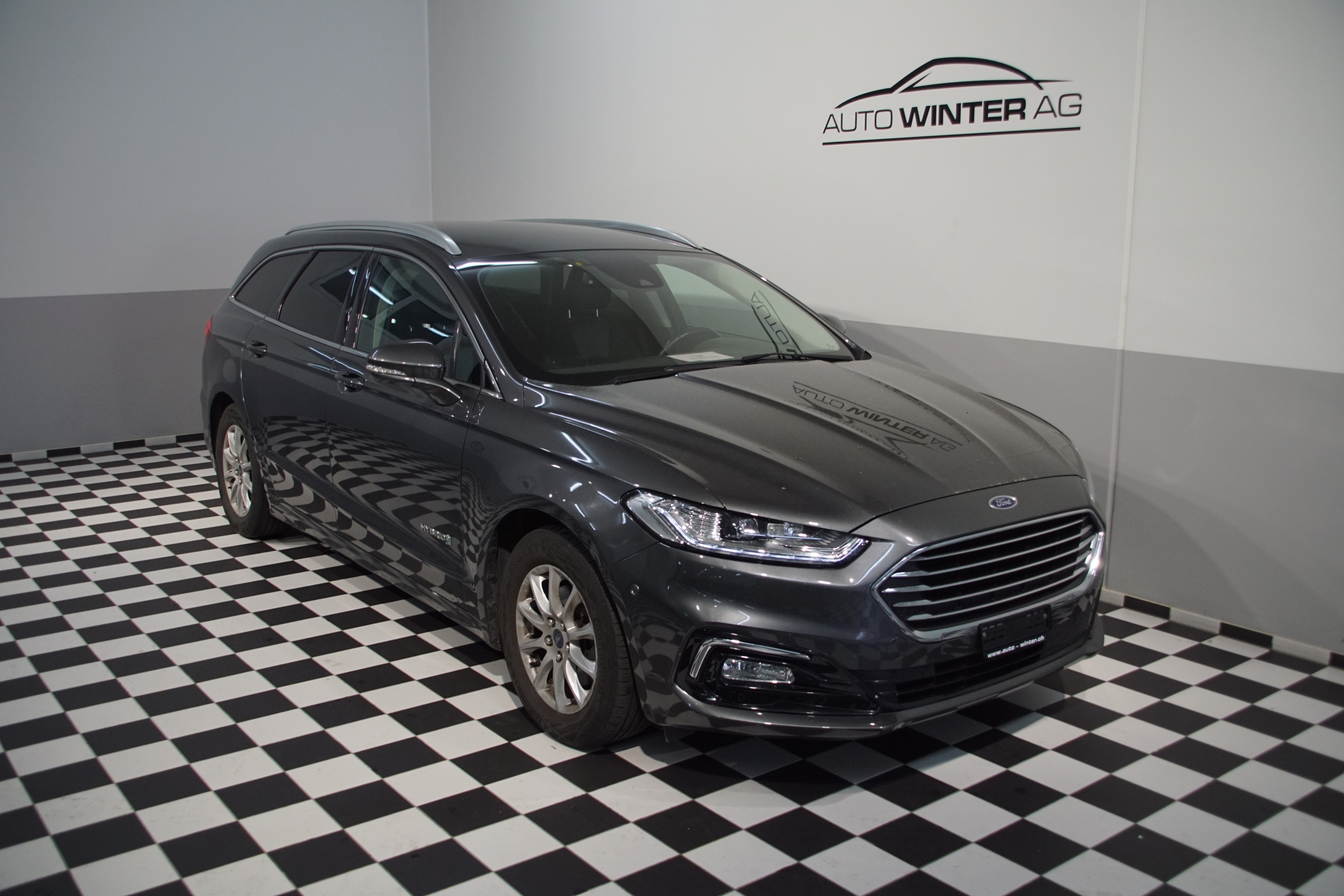 FORD Mondeo 2.0 HEV Titanium eCVT