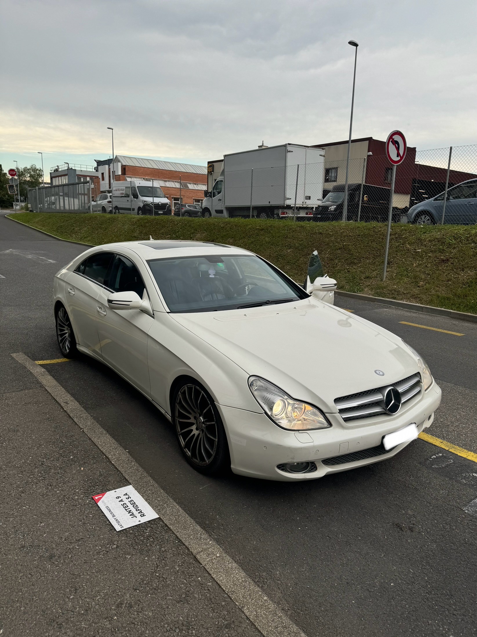 MERCEDES-BENZ CLS 350 CGI 7G-Tronic