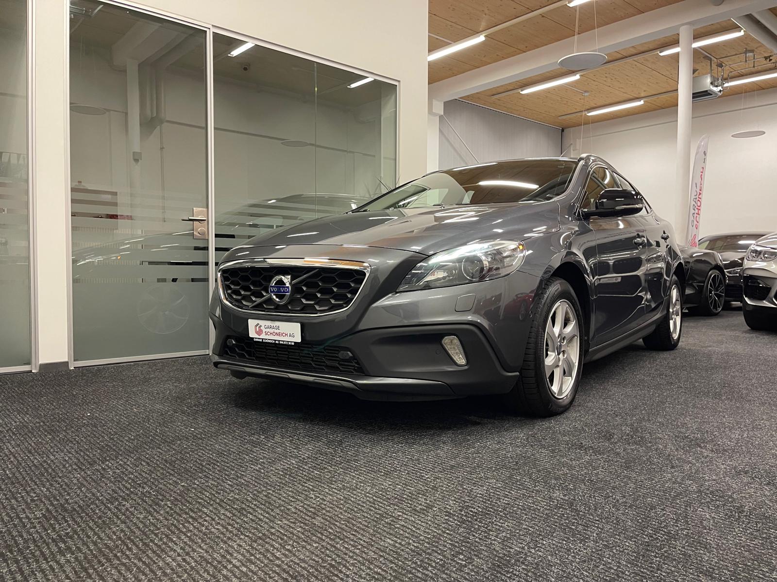 VOLVO V40 Cross Country T4 2.0 AWD Summum Geartronic