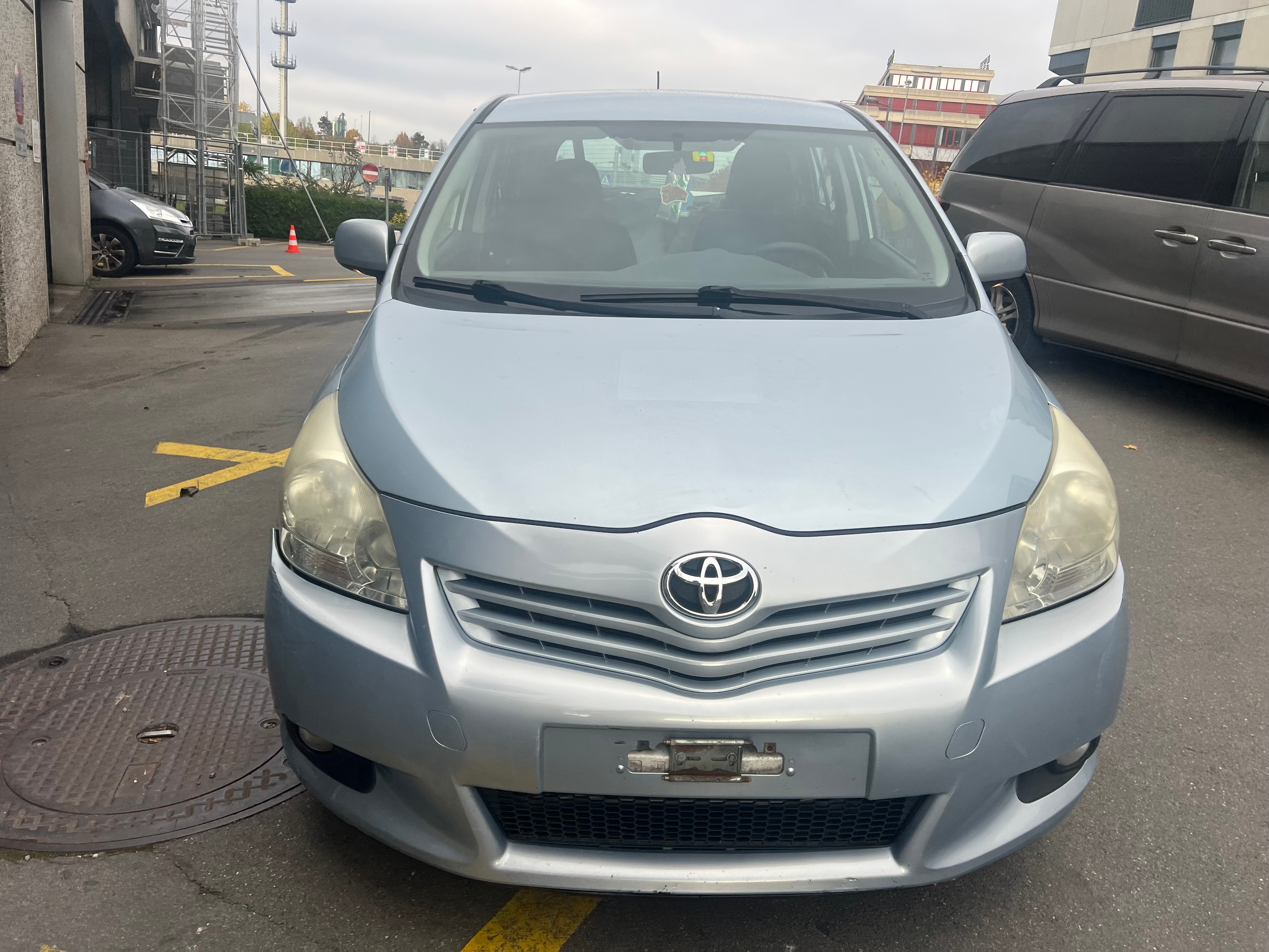 TOYOTA Verso 1.8 Linea Luna